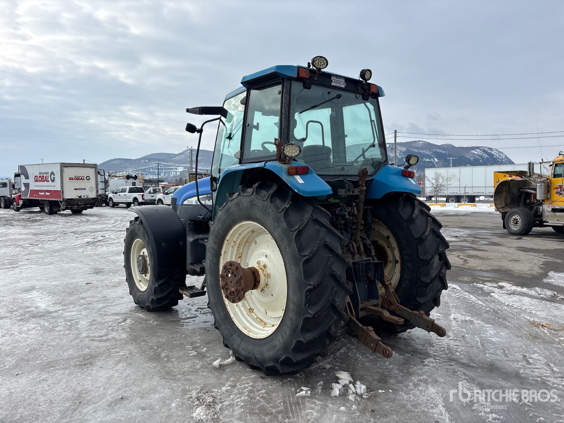 General Appearance with Bild, Ecke hinten links