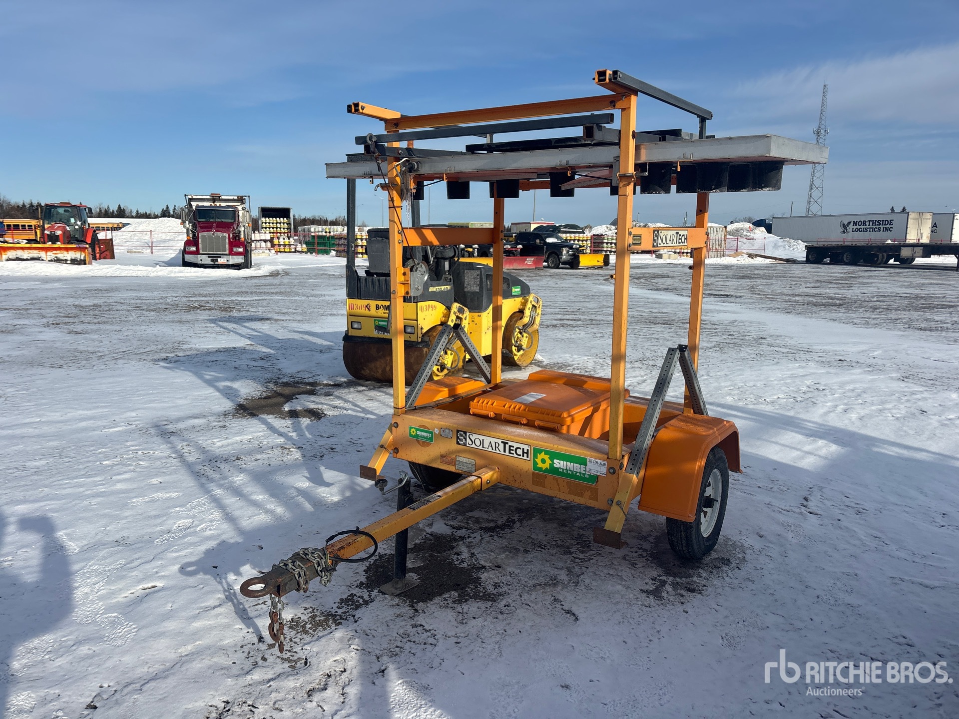 General Appearance with Bild, Ecke vorne links