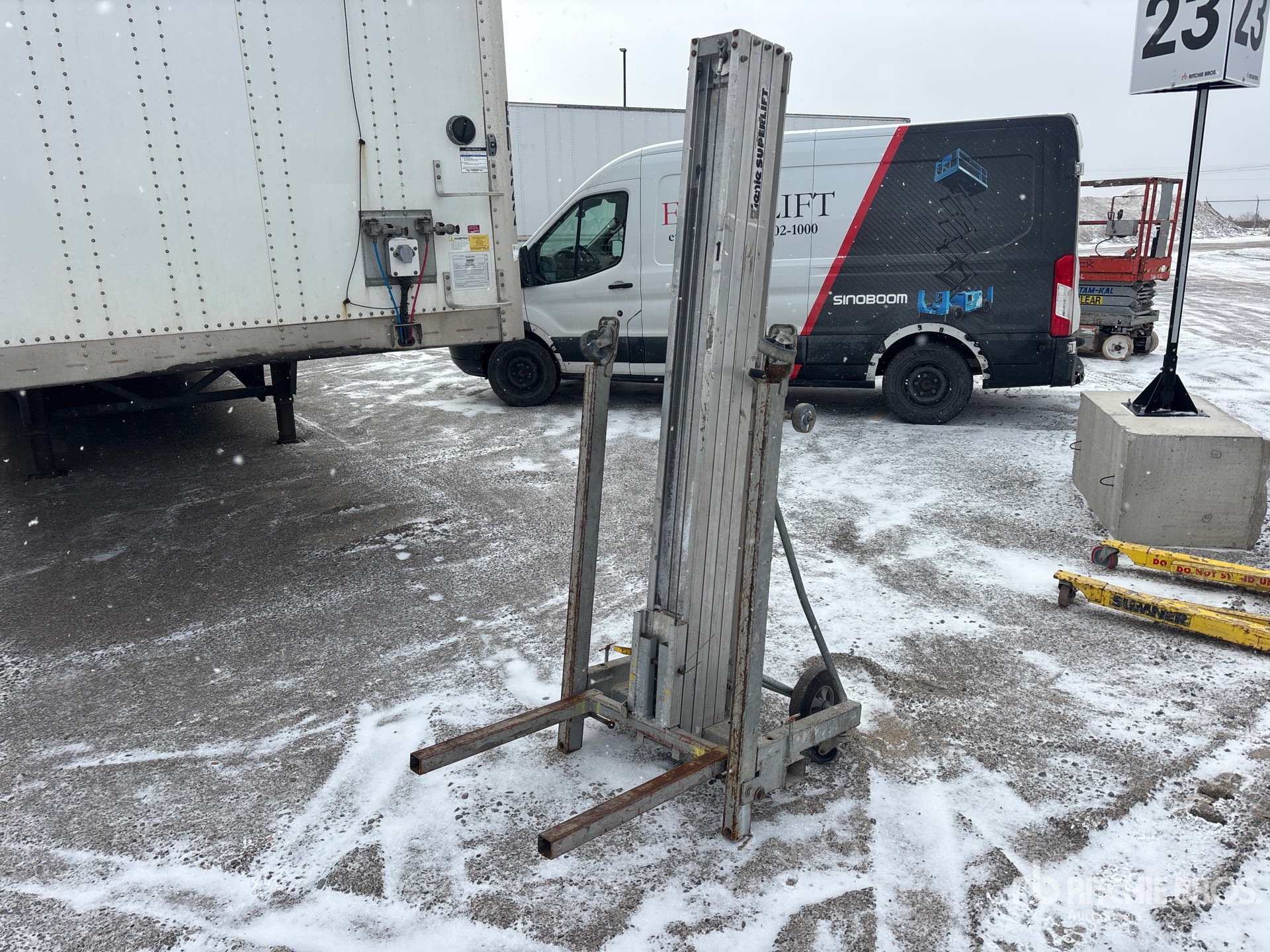 General Appearance with Picture, Left Front Corner