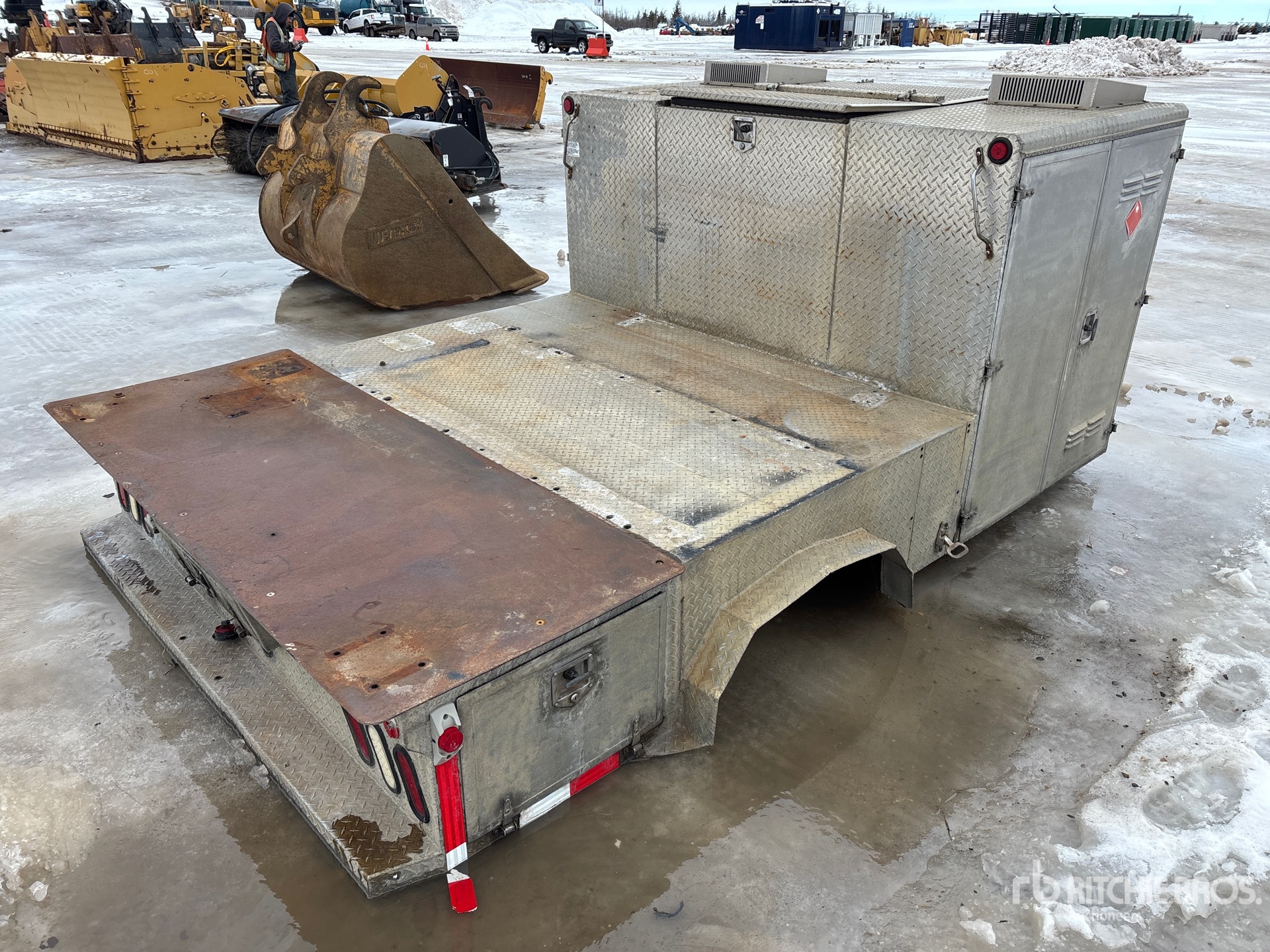 General Appearance with Image, coin arrière droit