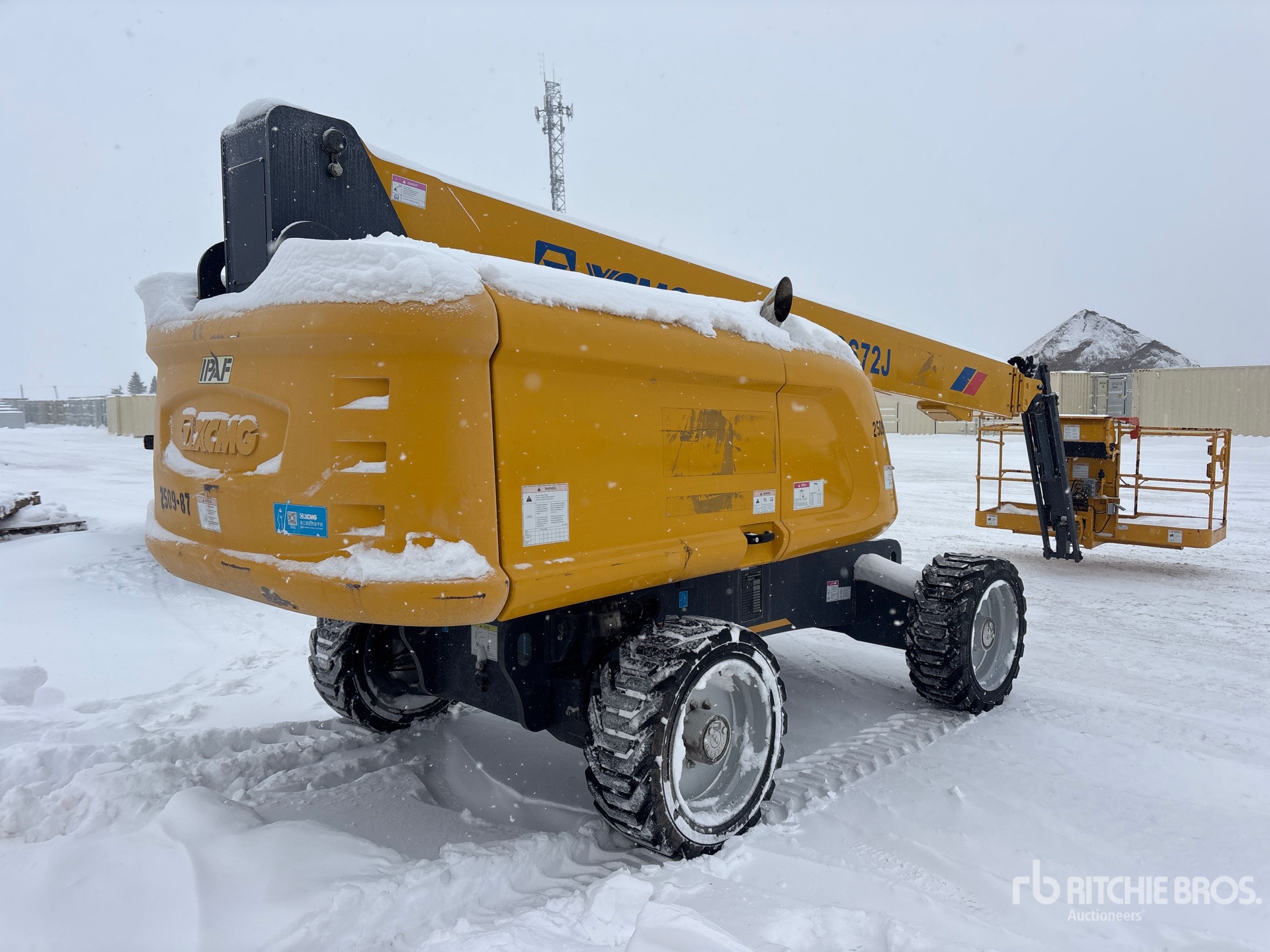 Aspect général with Image, coin arrière droit