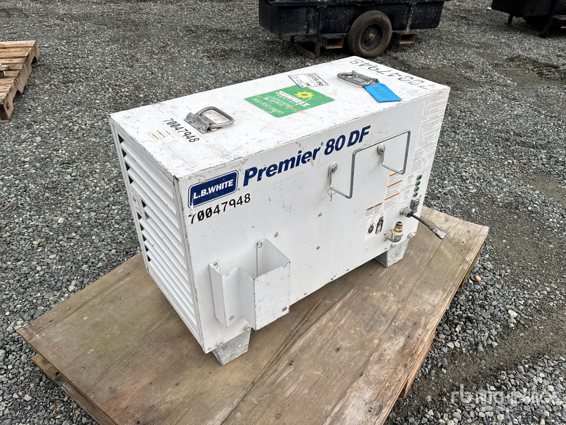 General Appearance with Picture, Left Front Corner