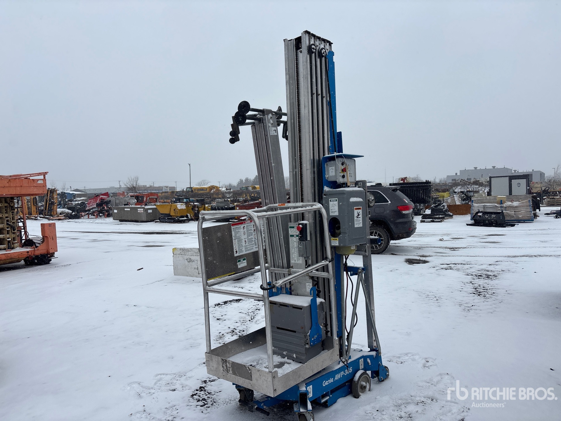 General Appearance with Foto, angolo anteriore sinistro