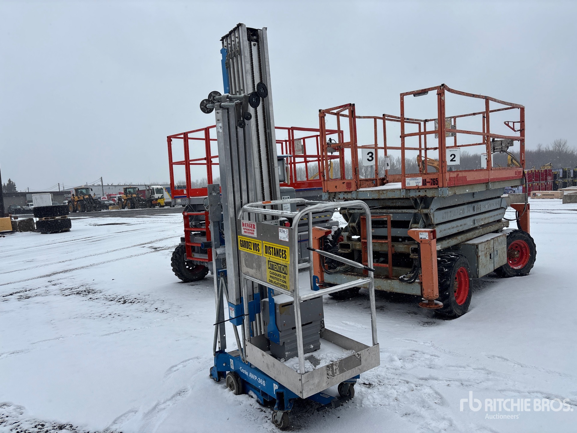 General Appearance with Foto, angolo anteriore destro