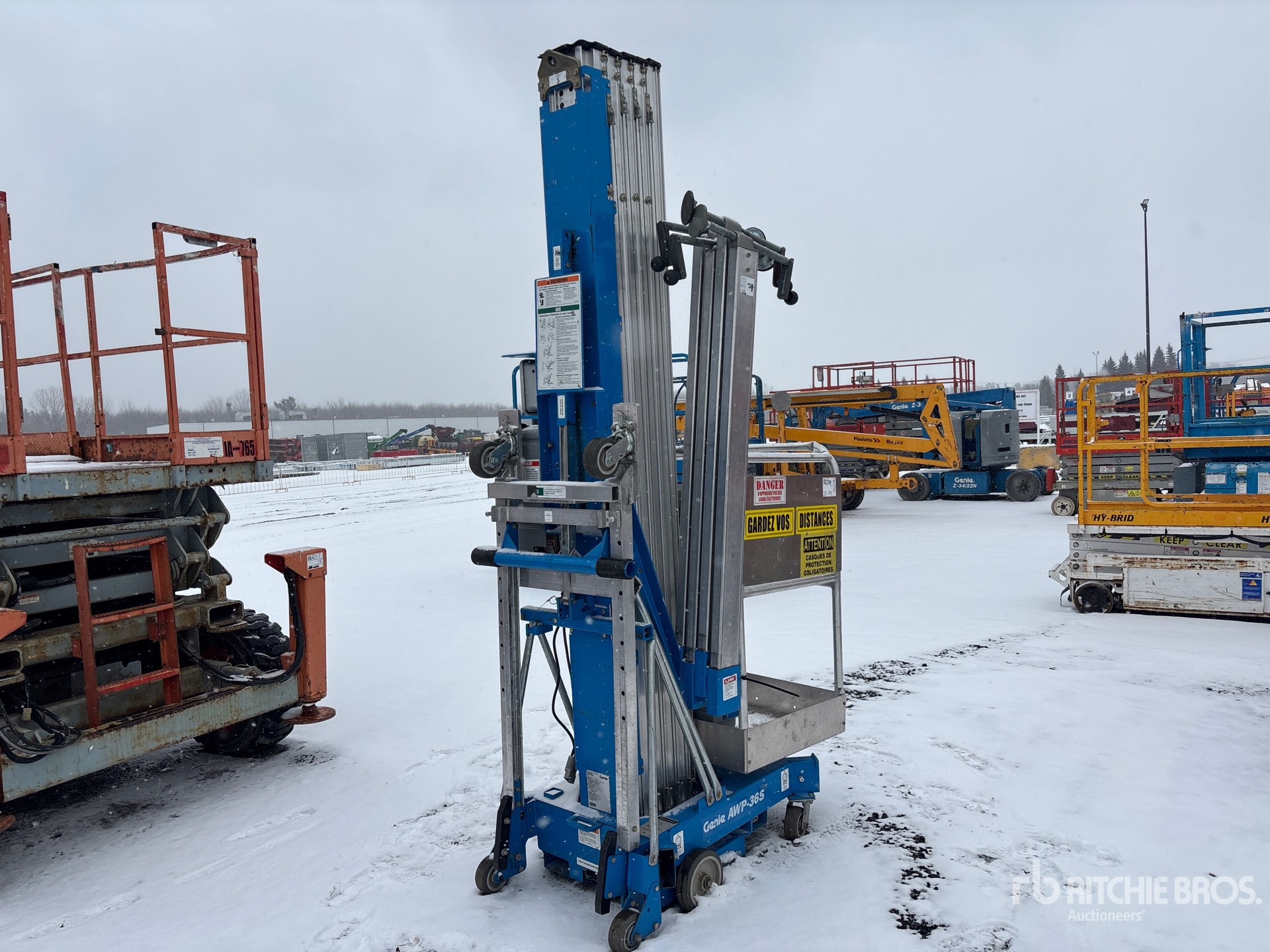 General Appearance with Foto, angolo anteriore sinistro