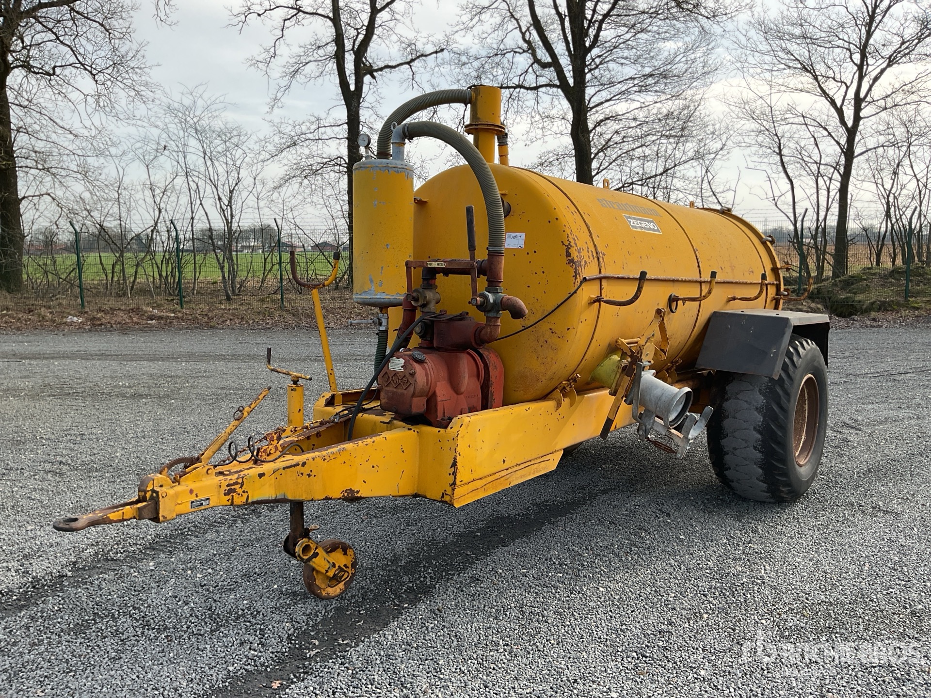 General Appearance with Zdjęcie, lewy górny róg