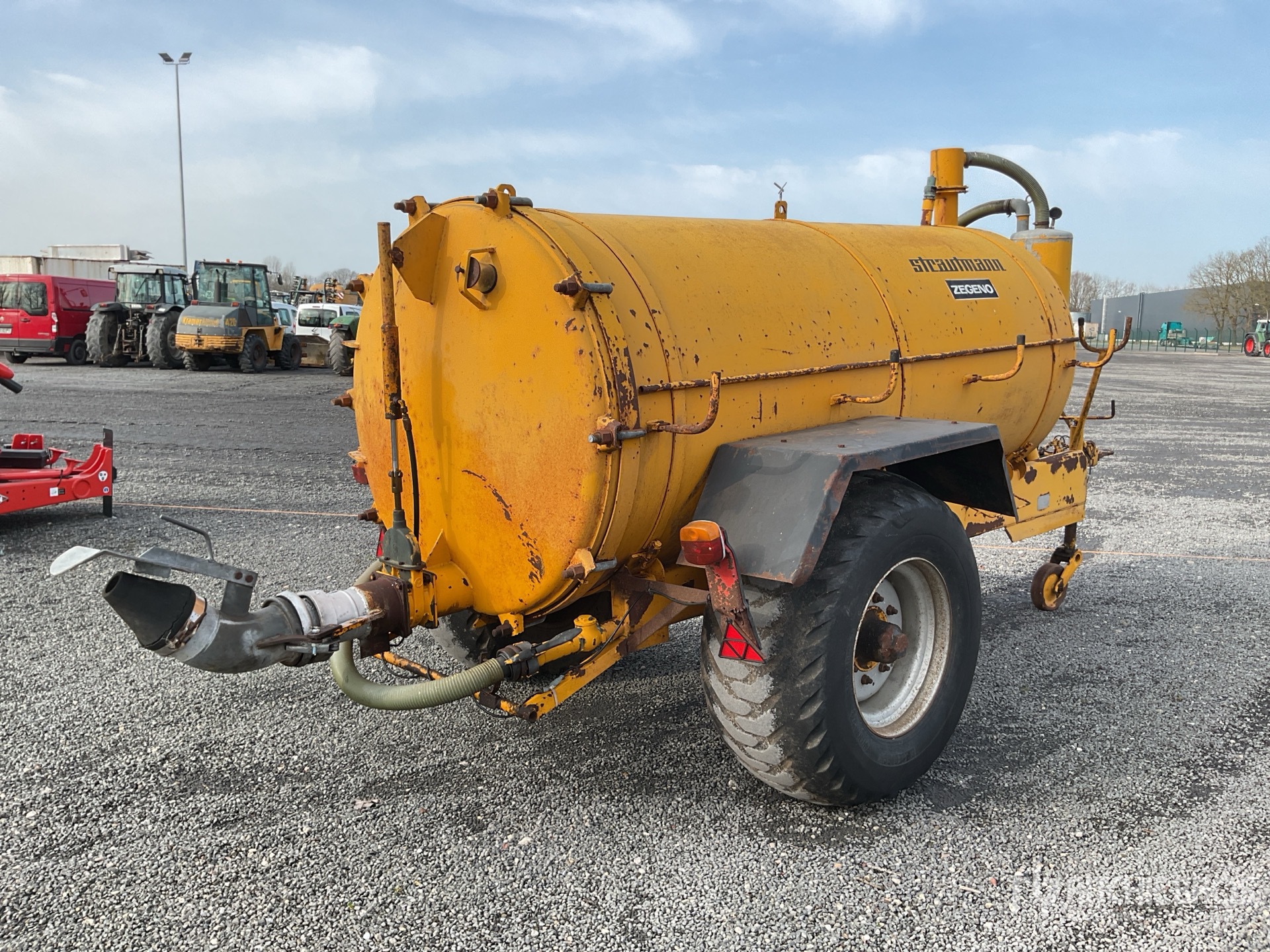 General Appearance with Zdjęcie, prawy dolny róg