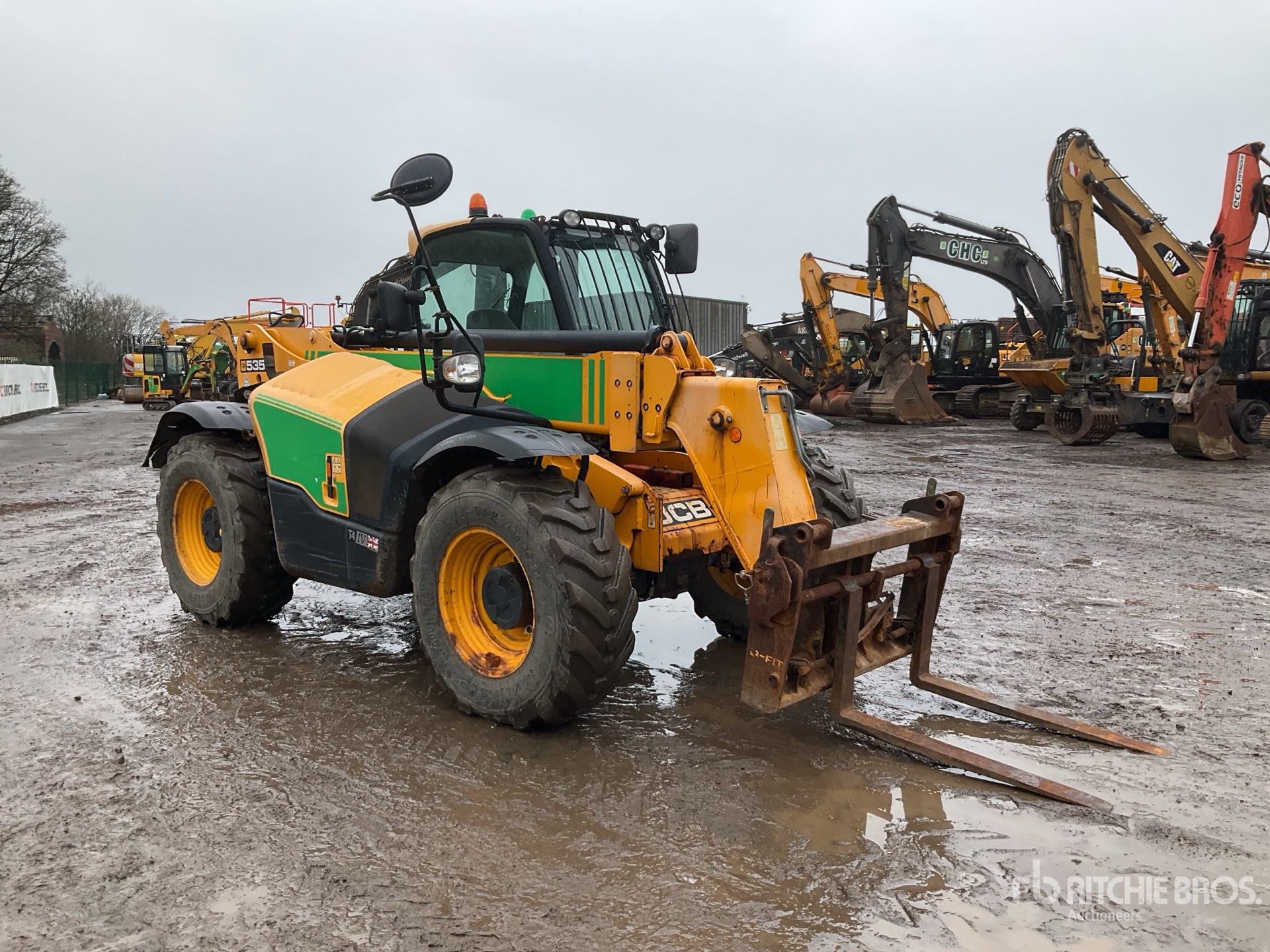 General Appearance with Picture, Right Front Corner