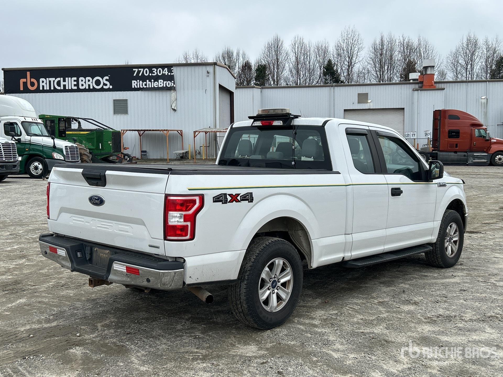 General Appearance with Zdjęcie, prawy dolny róg