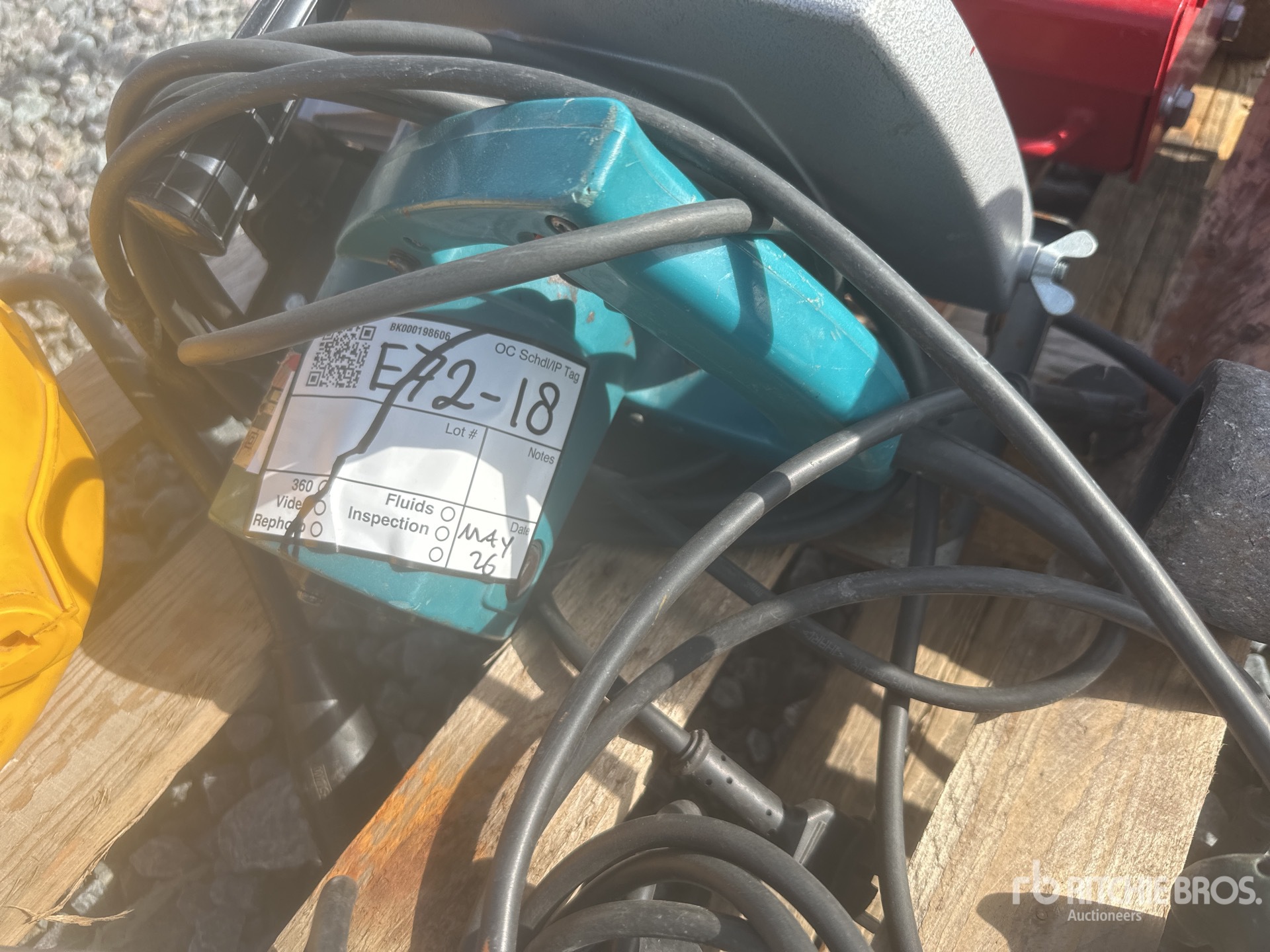 General Appearance with Imagen: esquina delantera izquierda