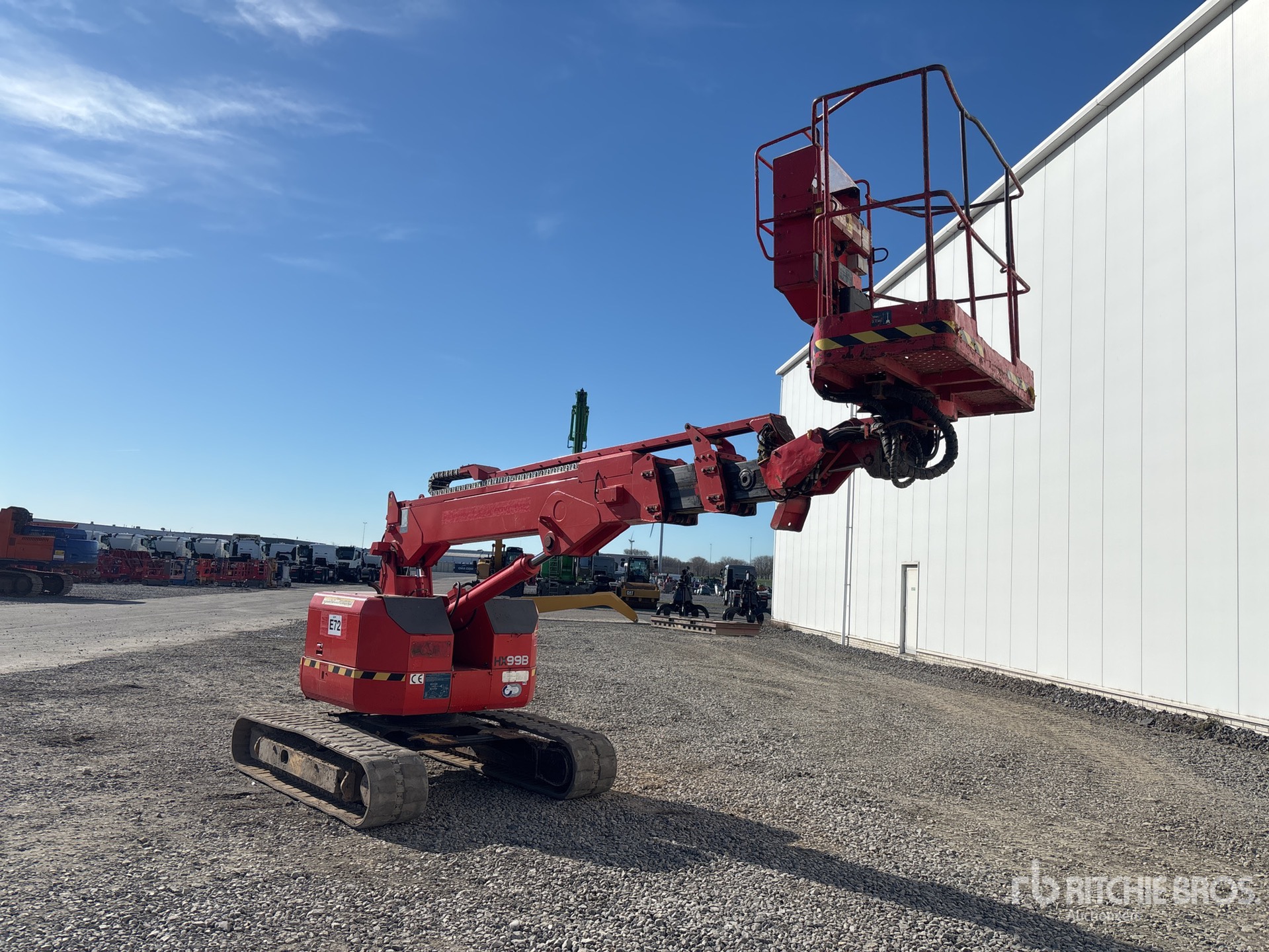 General Appearance with Bild, Ecke hinten links