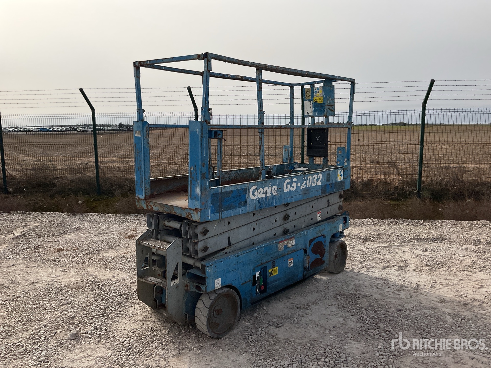 General Appearance with Imagen: esquina delantera izquierda