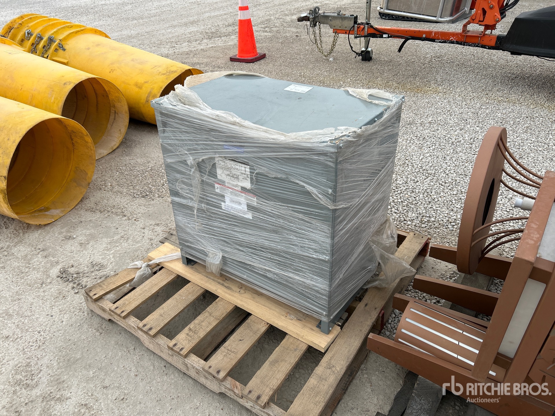 General Appearance with Image, coin avant gauche