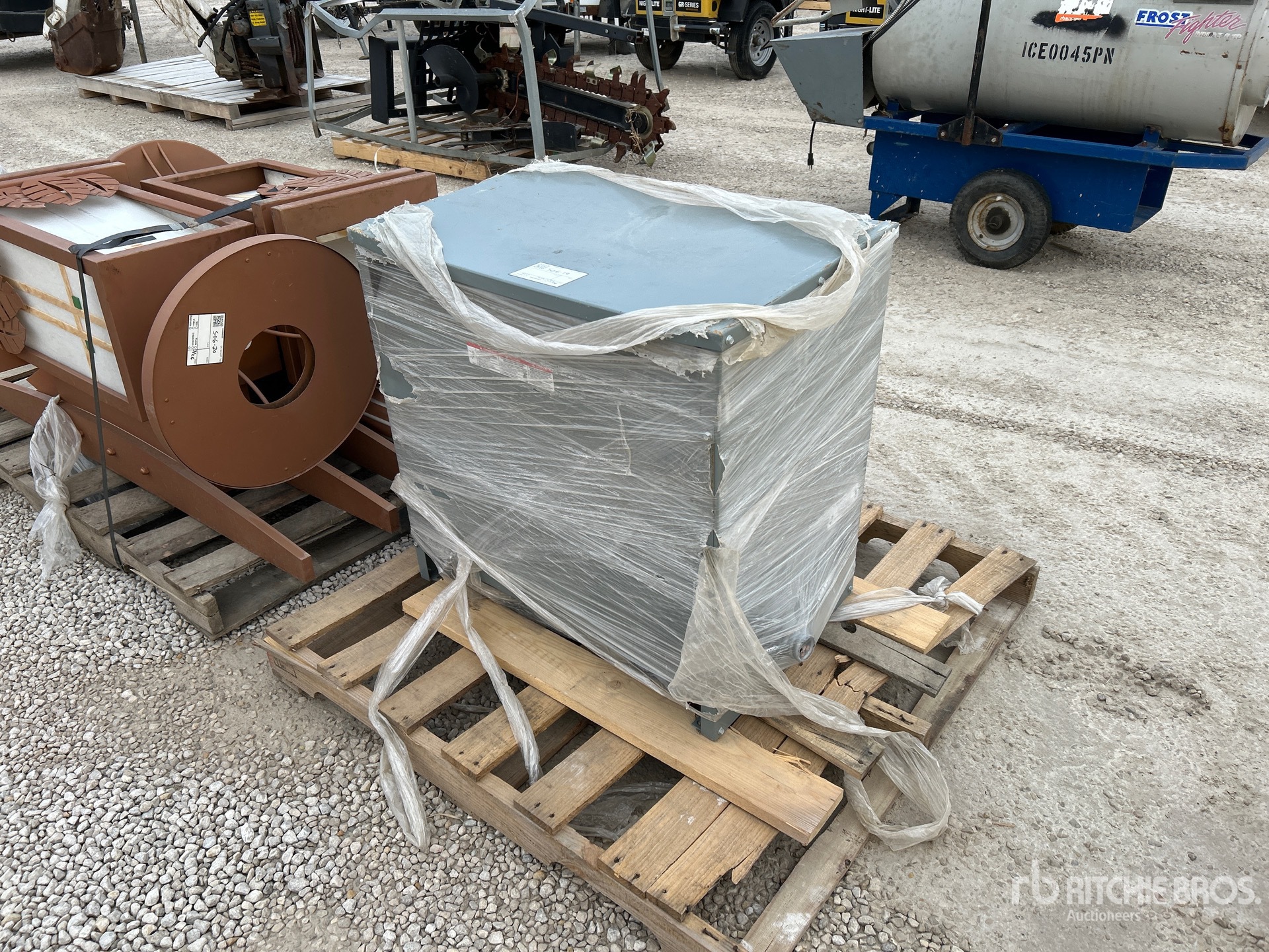 General Appearance with Image, coin arrière droit