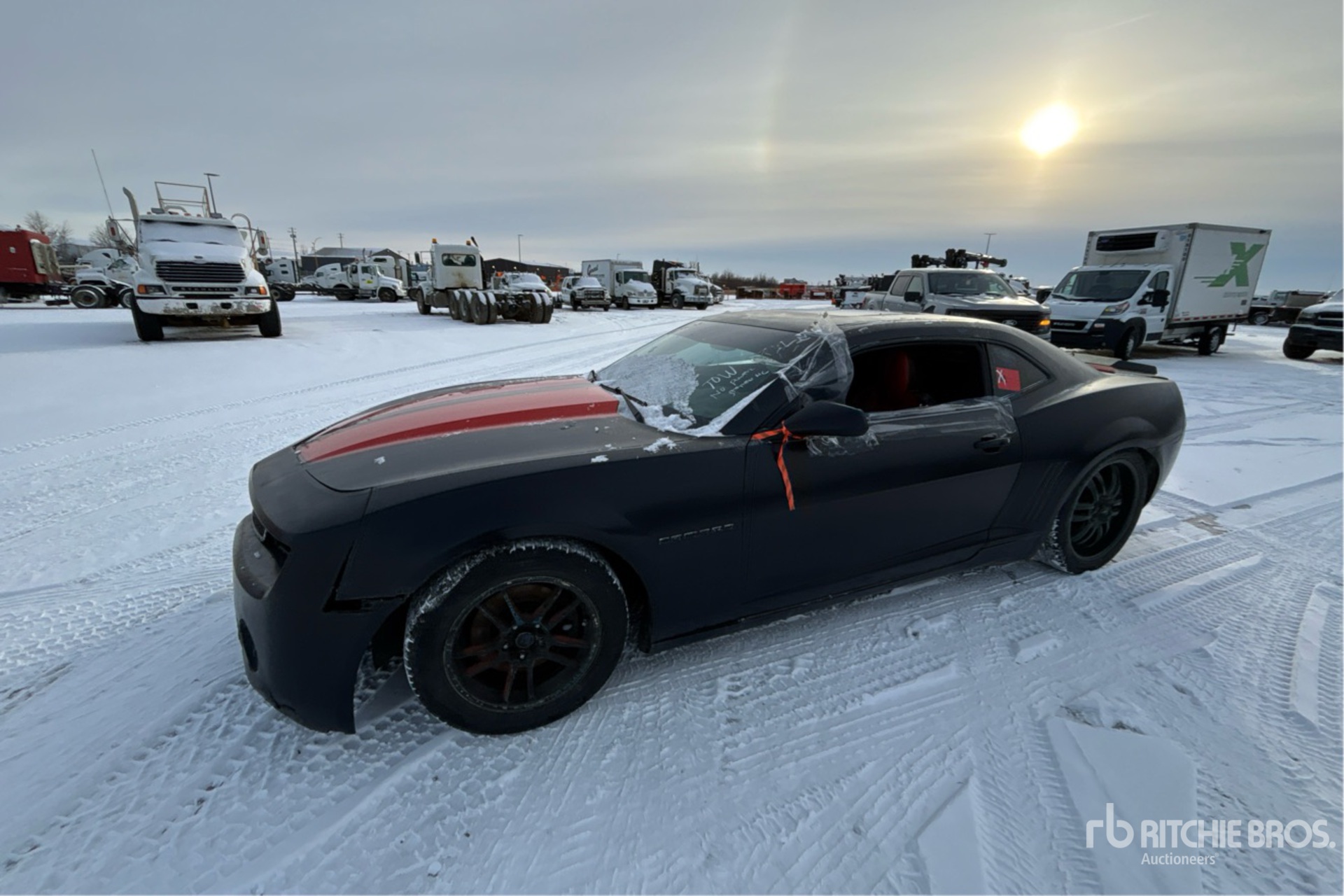 General Appearance with Picture, Left Front Corner