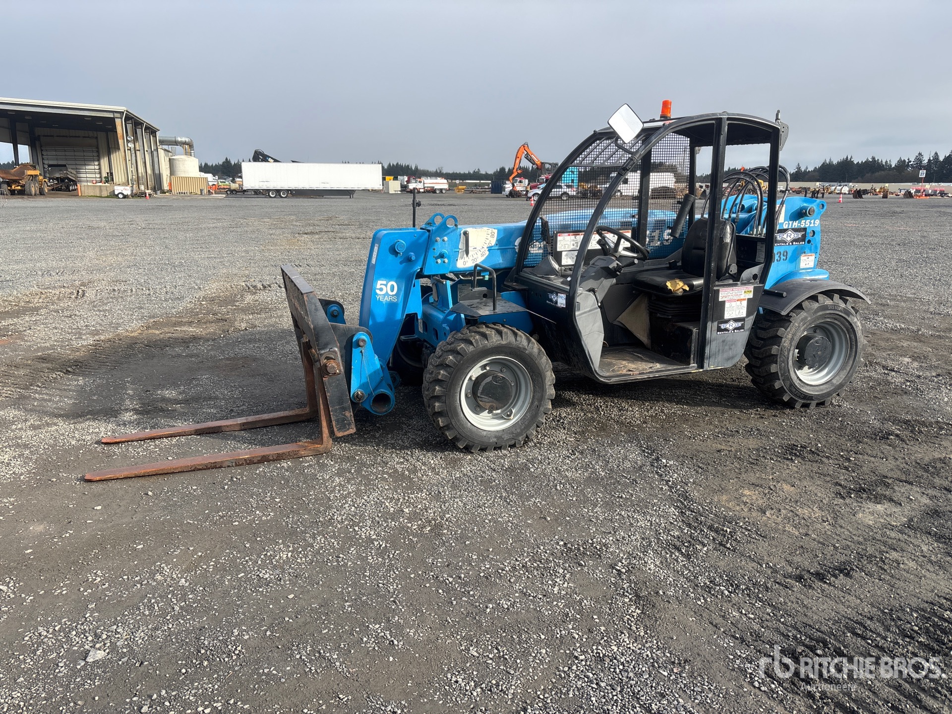 General Appearance with Featured Photo