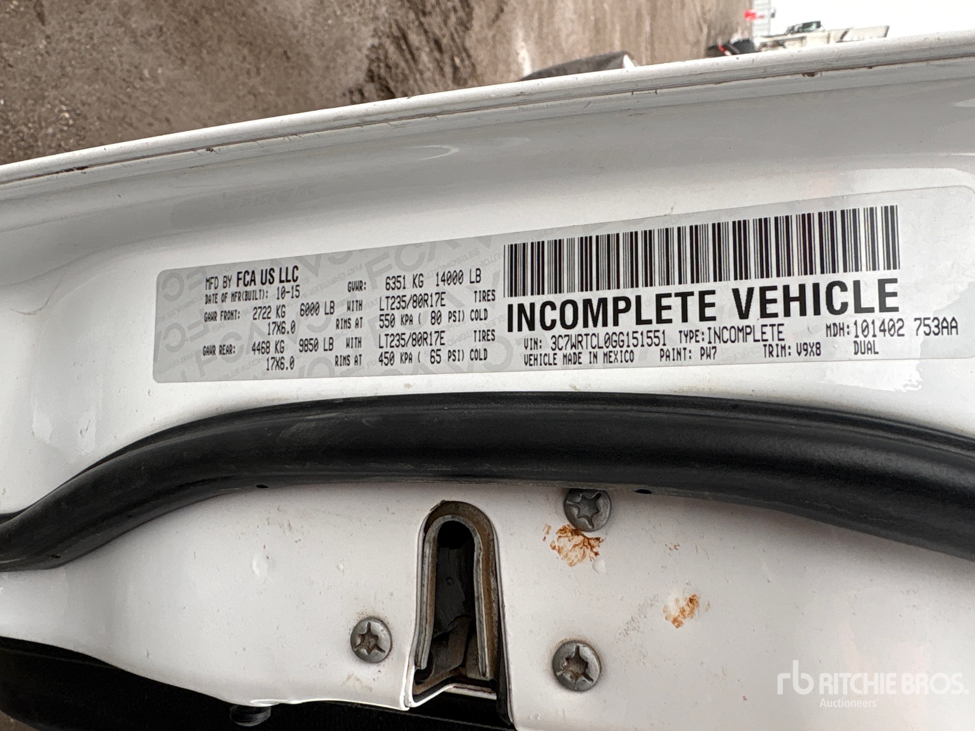 General Appearance with Serial Number / VIN