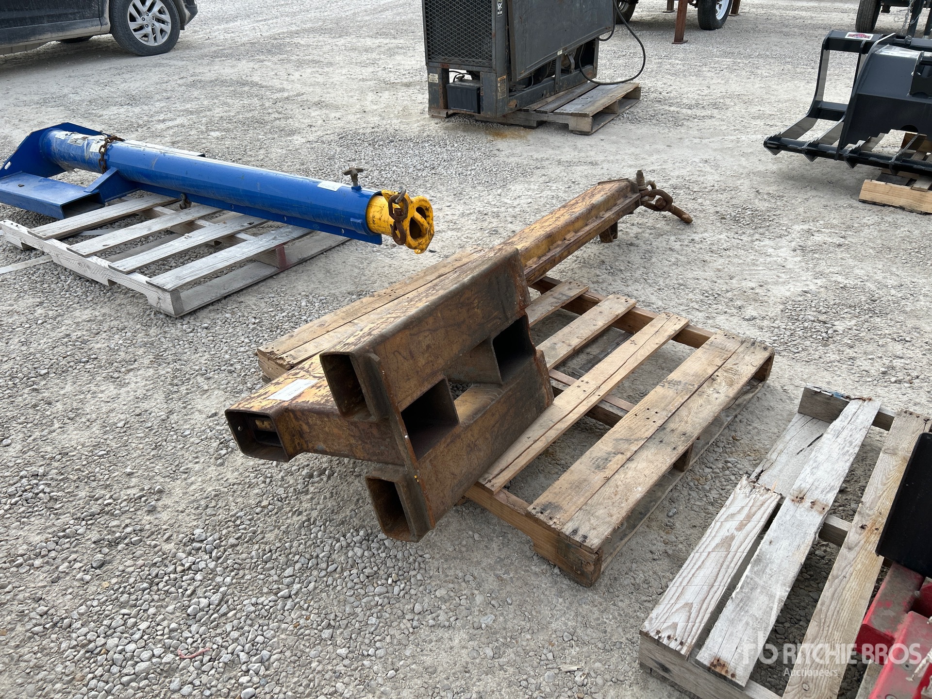 General Appearance with Bild, Ecke hinten rechts