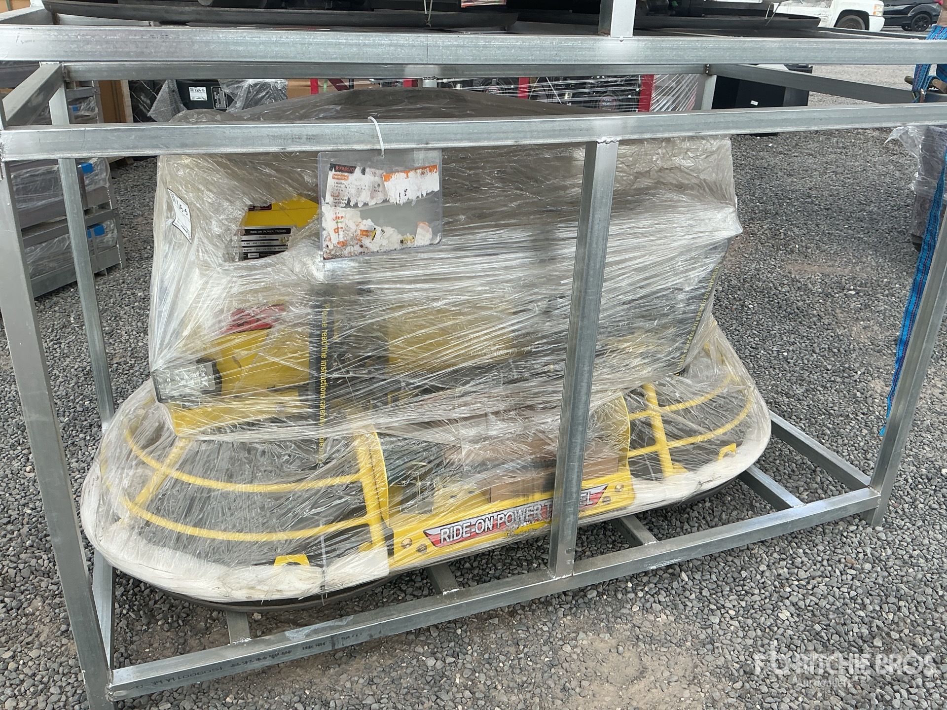 General Appearance with Bild, Ecke hinten links