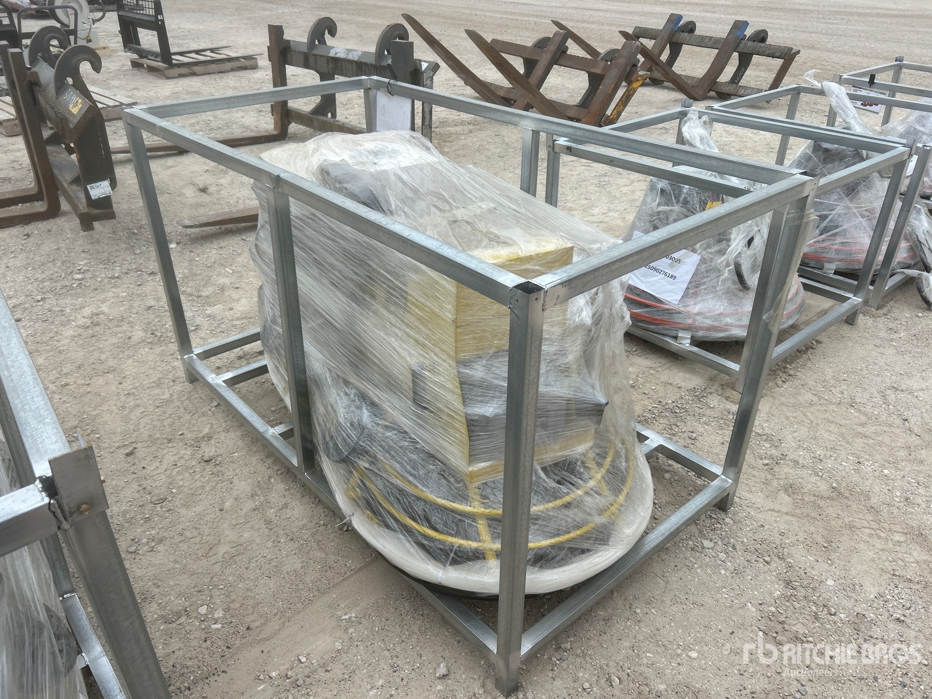 General Appearance with Foto, angolo anteriore sinistro