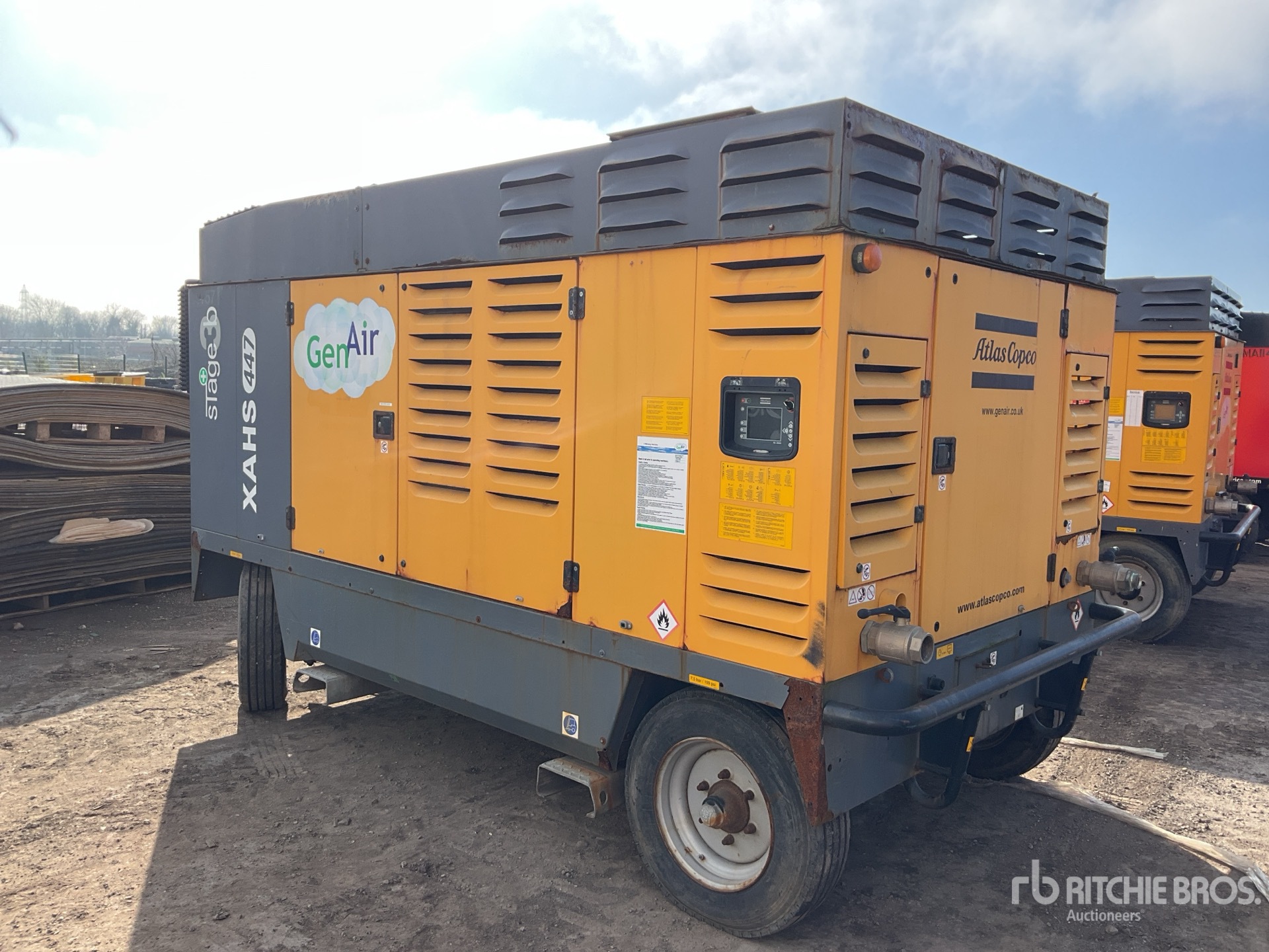 General Appearance with Picture, Left Rear Corner