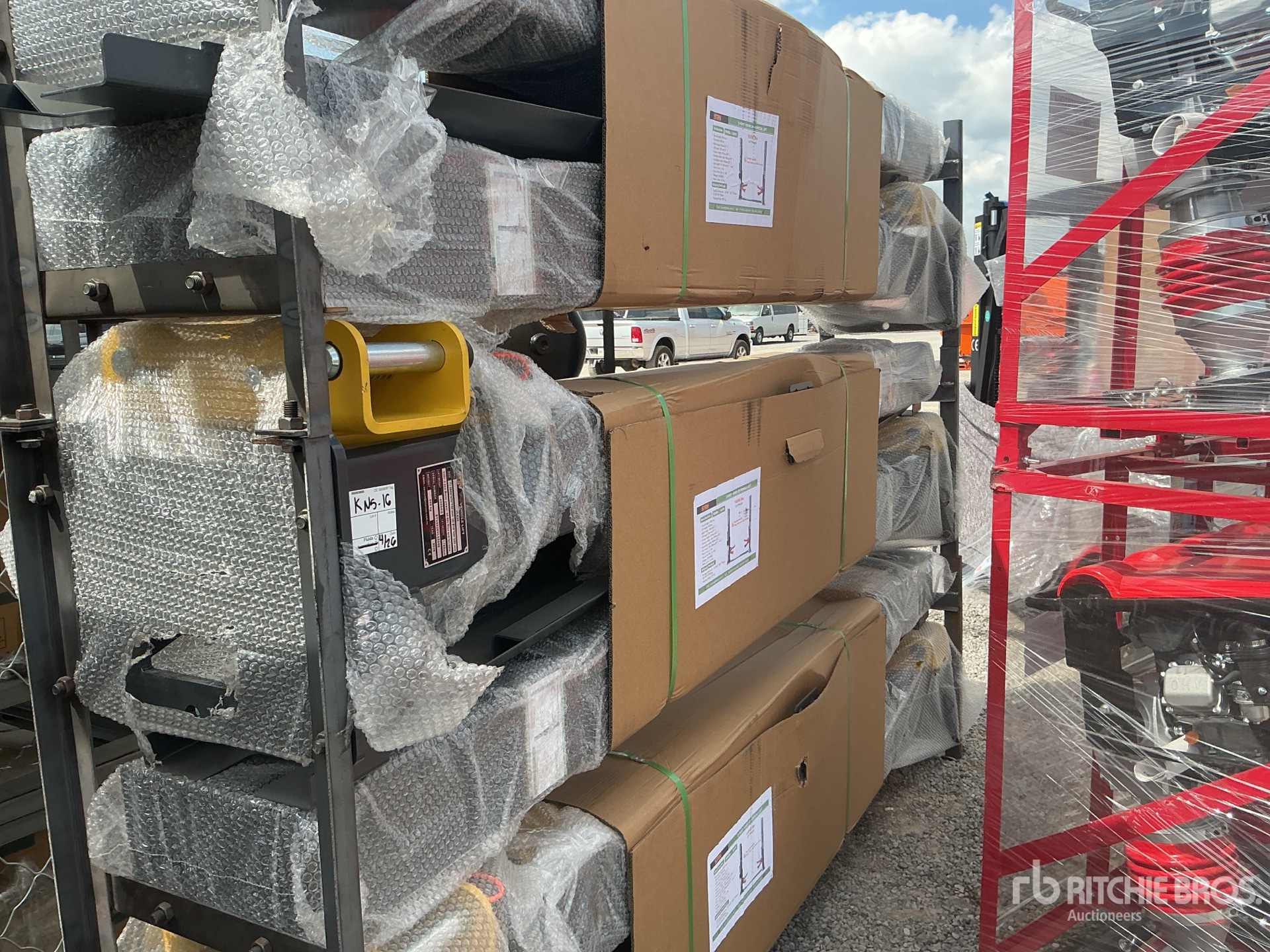 General Appearance with Foto, angolo posteriore sinistro