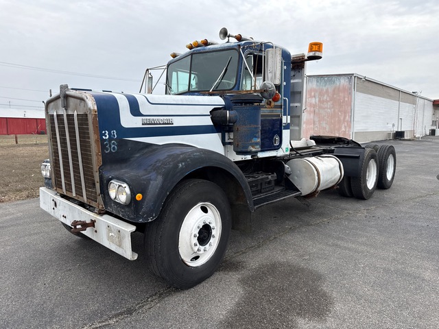 1978 Kenworth W900A 6x4 T/A Day Cab Truck Tractor 1978 Kenworth W900A 6x4 T/A Day Cab Truck Tractor