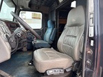 Cab with Seats/armrests