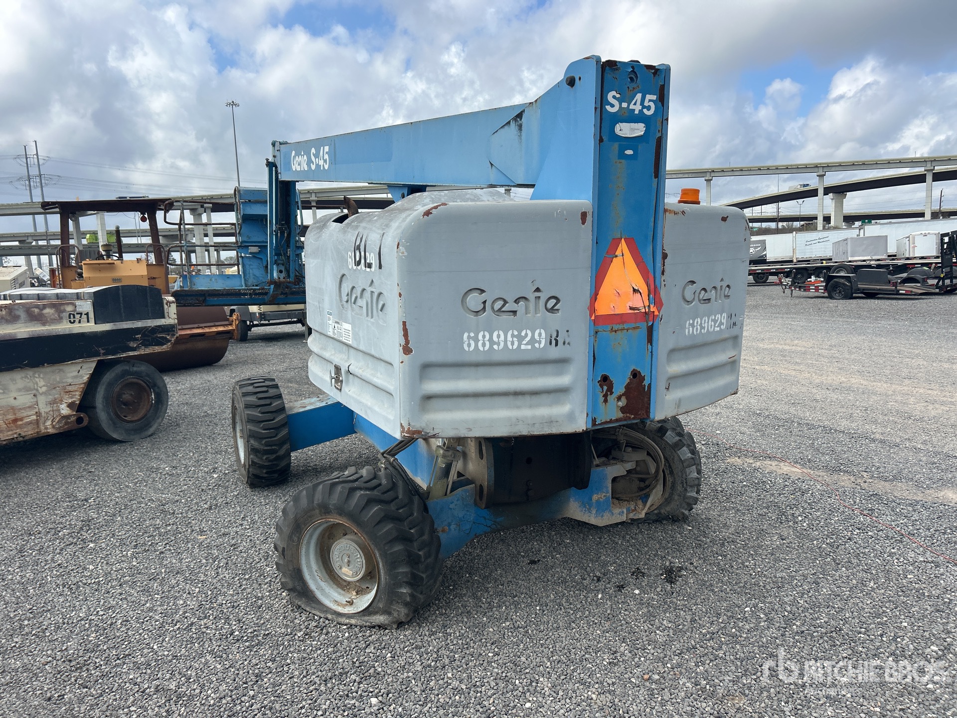 General Appearance with Image, coin arrière gauche