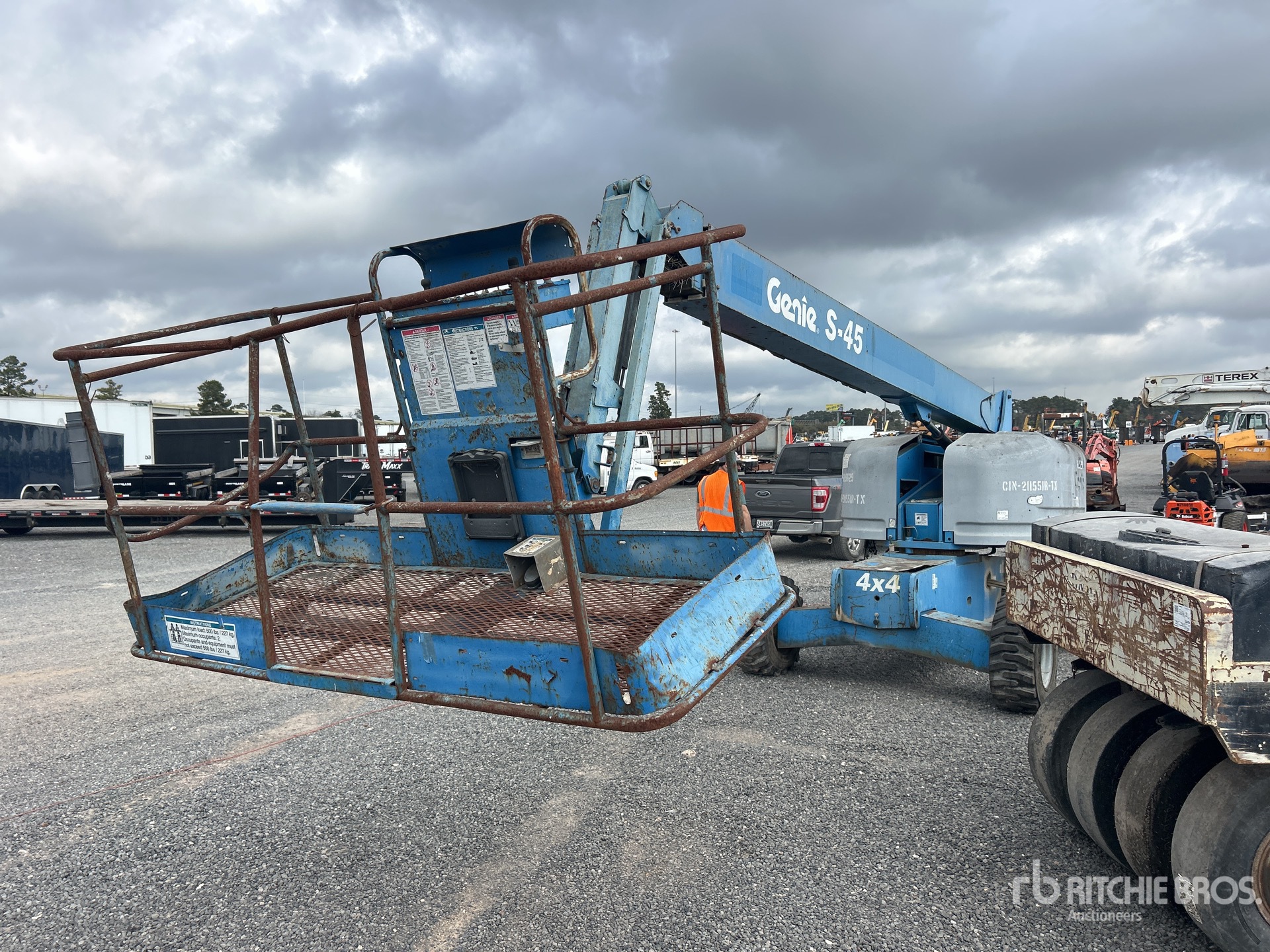 General Appearance with Image, coin avant gauche