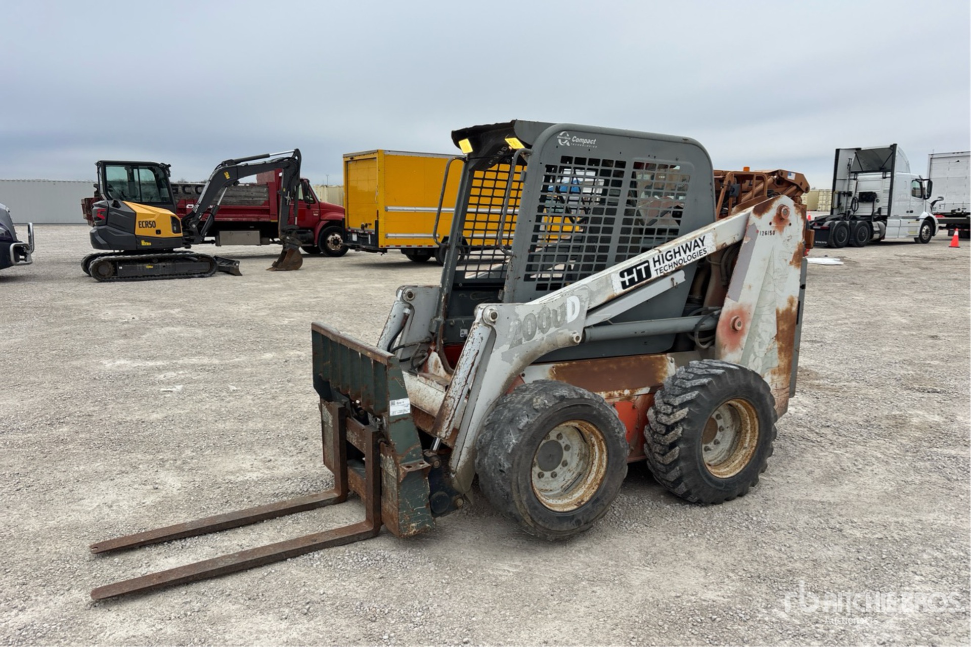 General Appearance with Picture, Left Front Corner