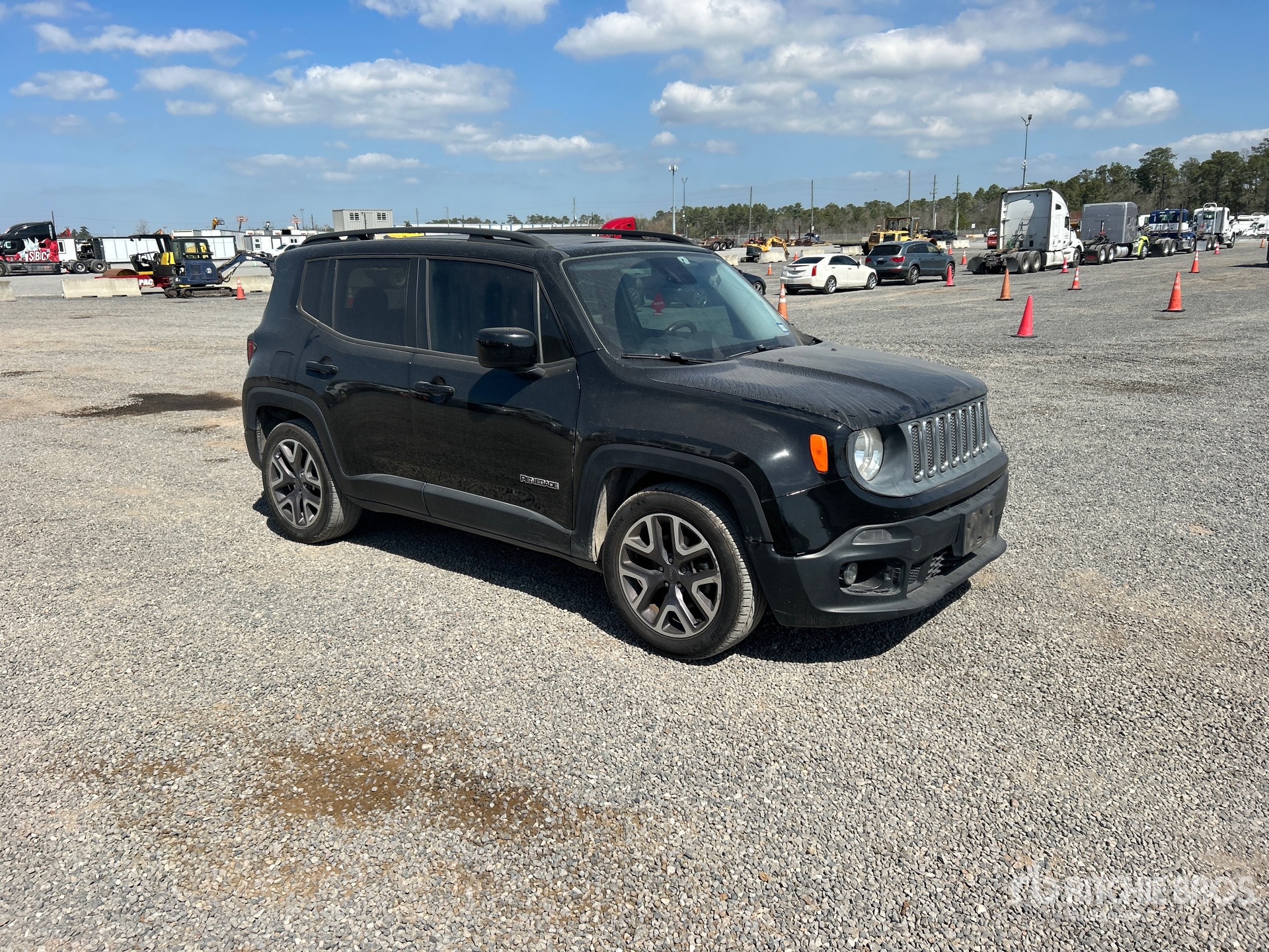 General Appearance with Bild, Ecke vorne rechts