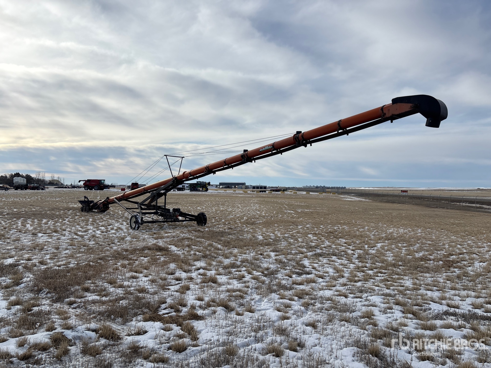 General Appearance with Bild, Ecke hinten links