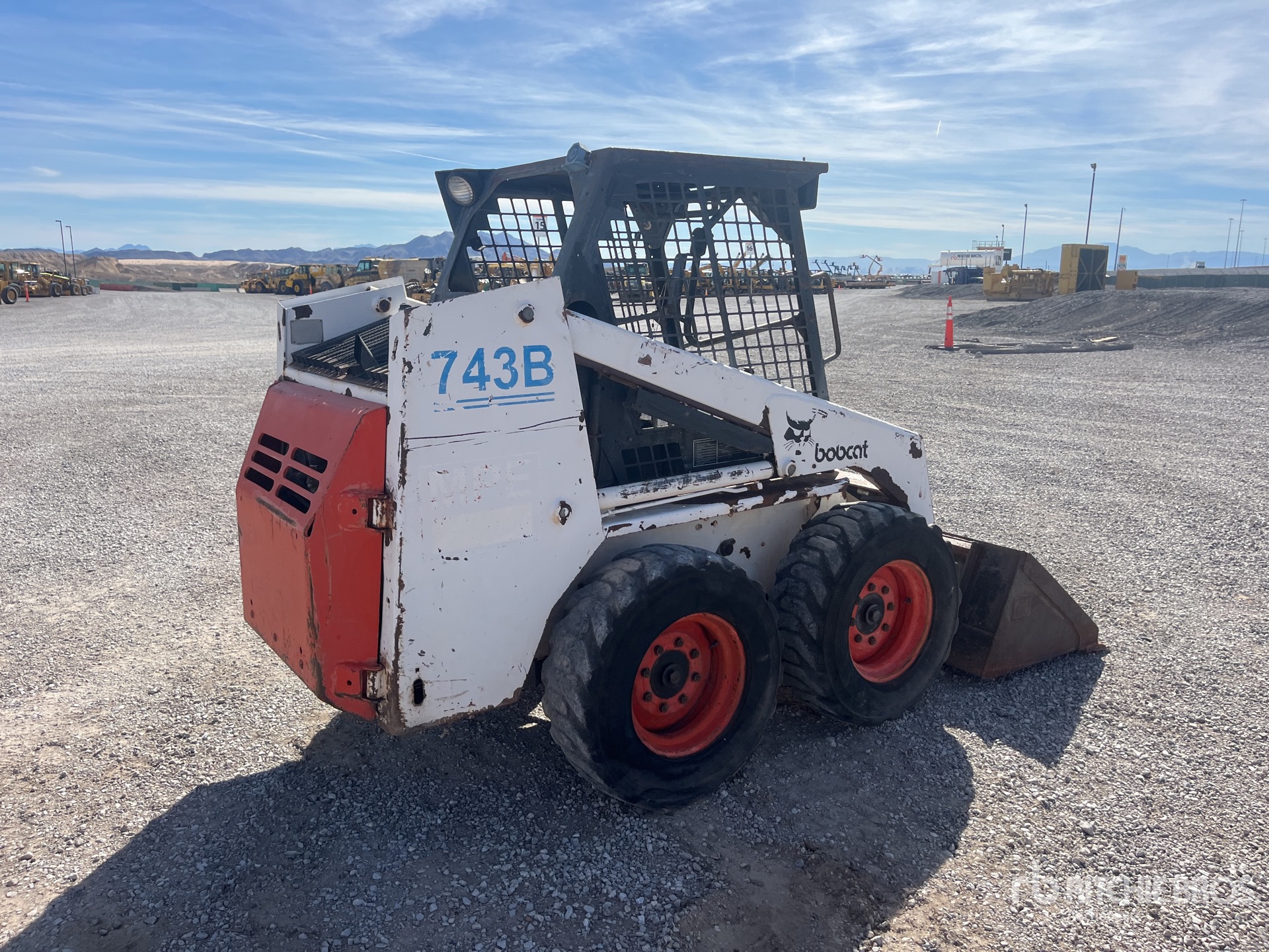 General Appearance with Imagen: esquina trasera derecha