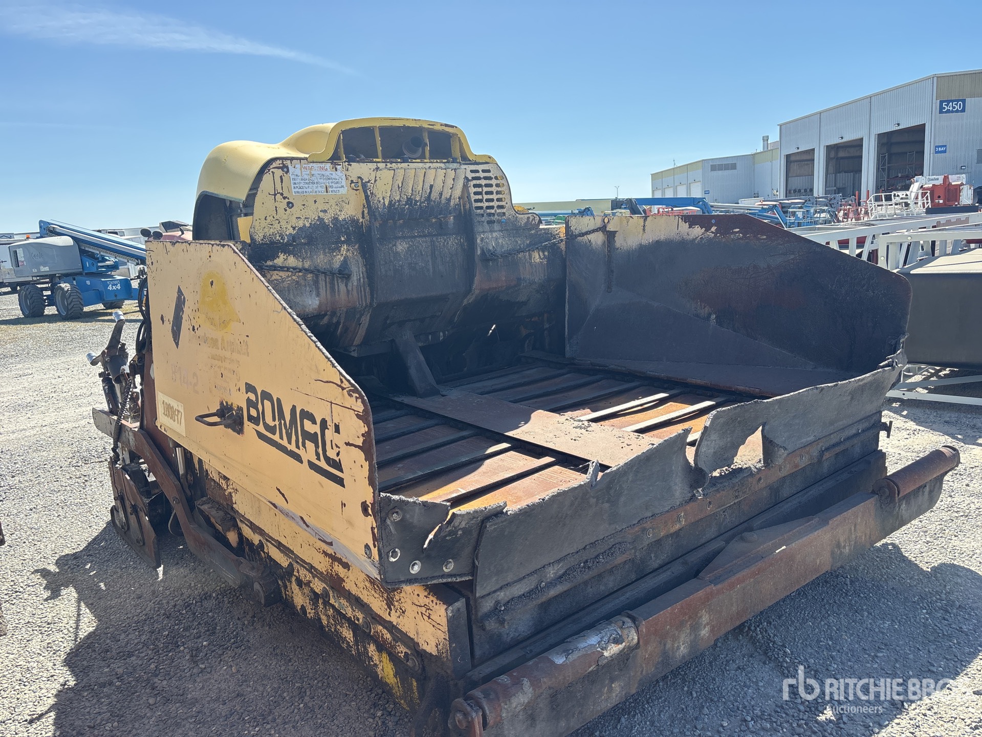 Aspect général with Image, coin avant droit