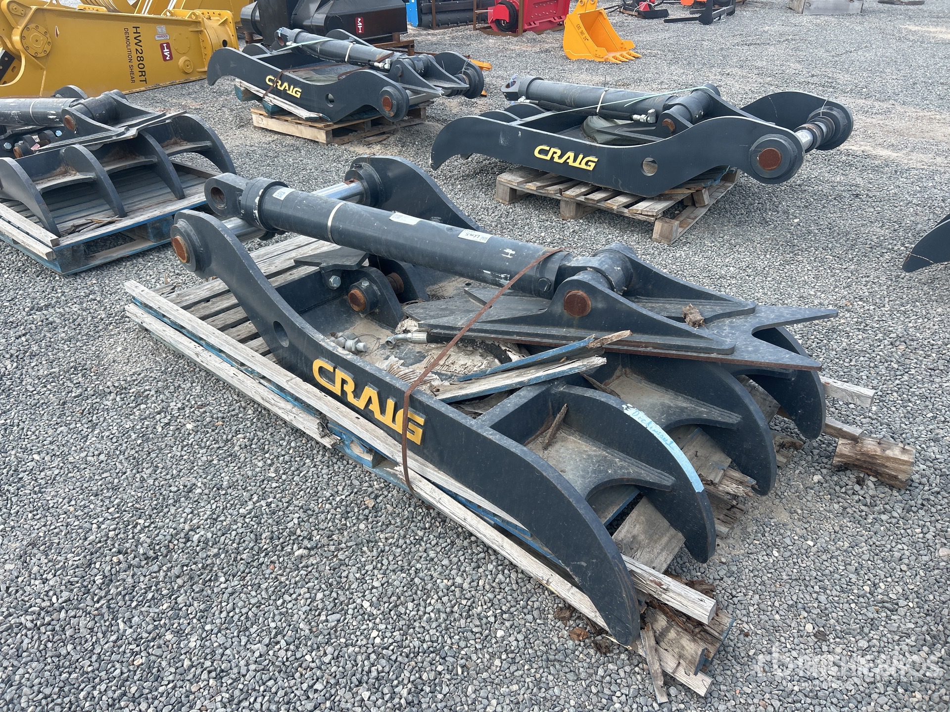 General Appearance with Bild, Ecke hinten rechts