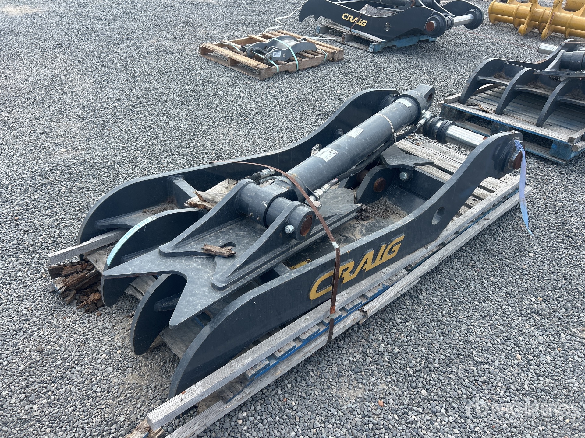 General Appearance with Bild, Ecke hinten links