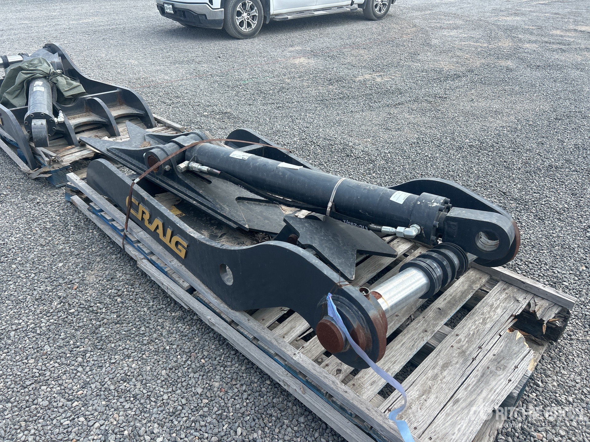 General Appearance with Bild, Ecke vorne links