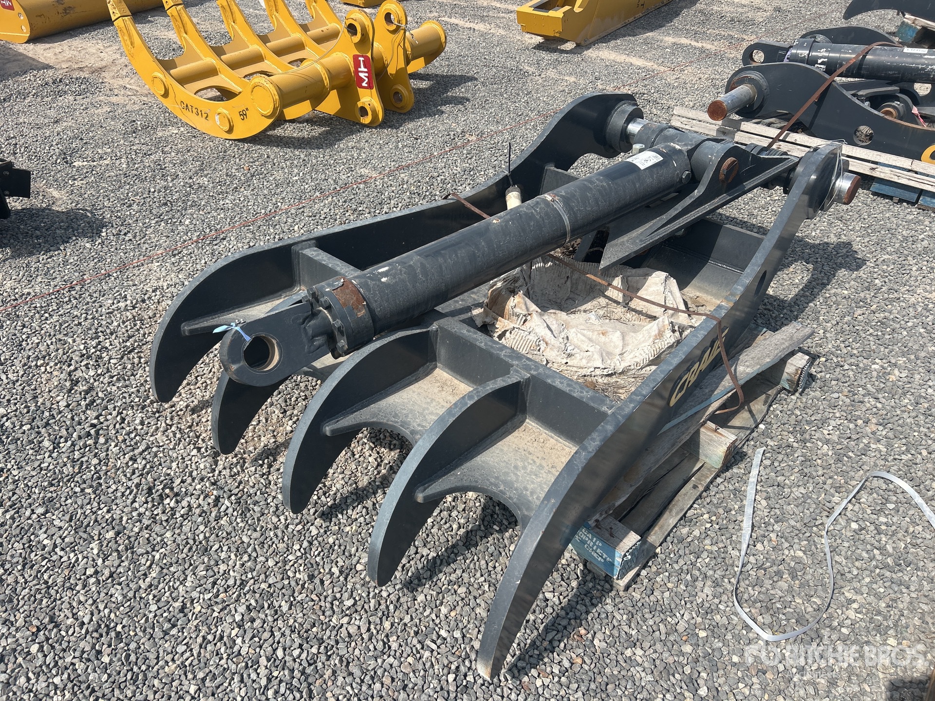 General Appearance with Bild, Ecke hinten rechts