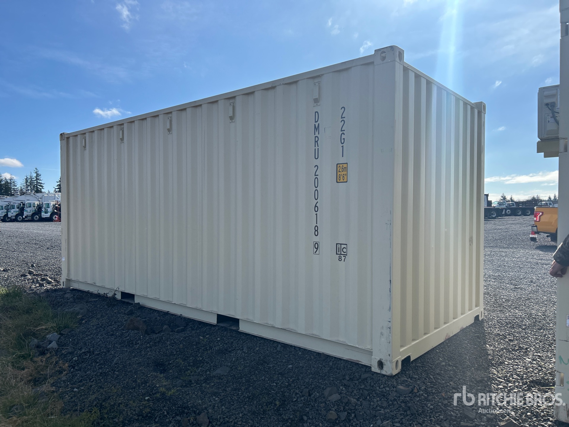 General Appearance with Picture, Right Rear Corner