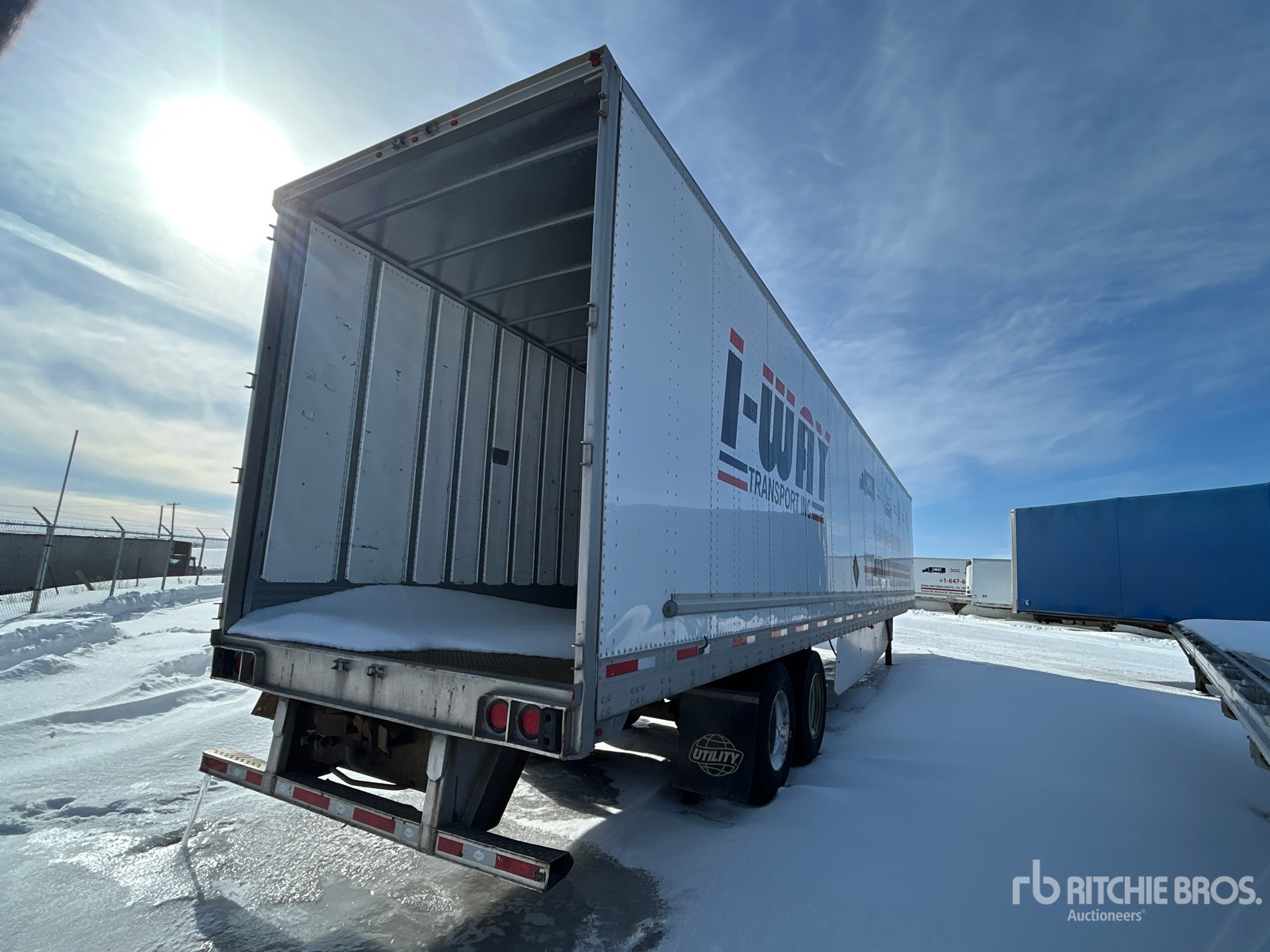 General Appearance with Imagen: esquina trasera derecha