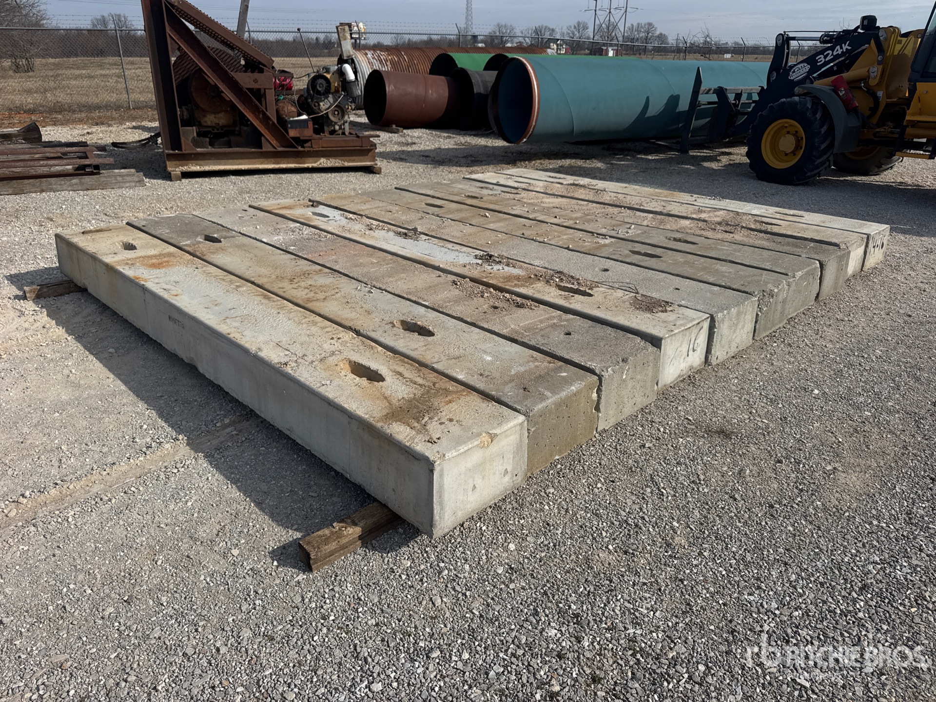 General Appearance with Image, coin avant droit