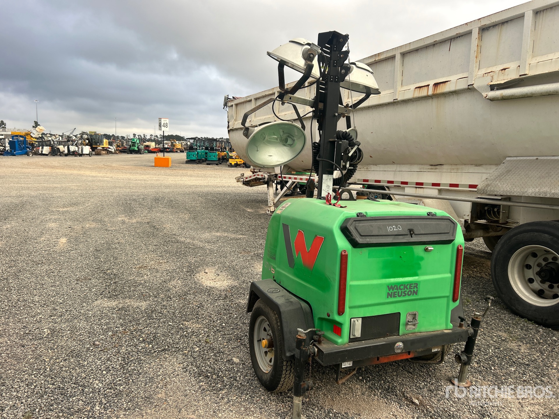 General Appearance with Imagen: esquina trasera izquierda