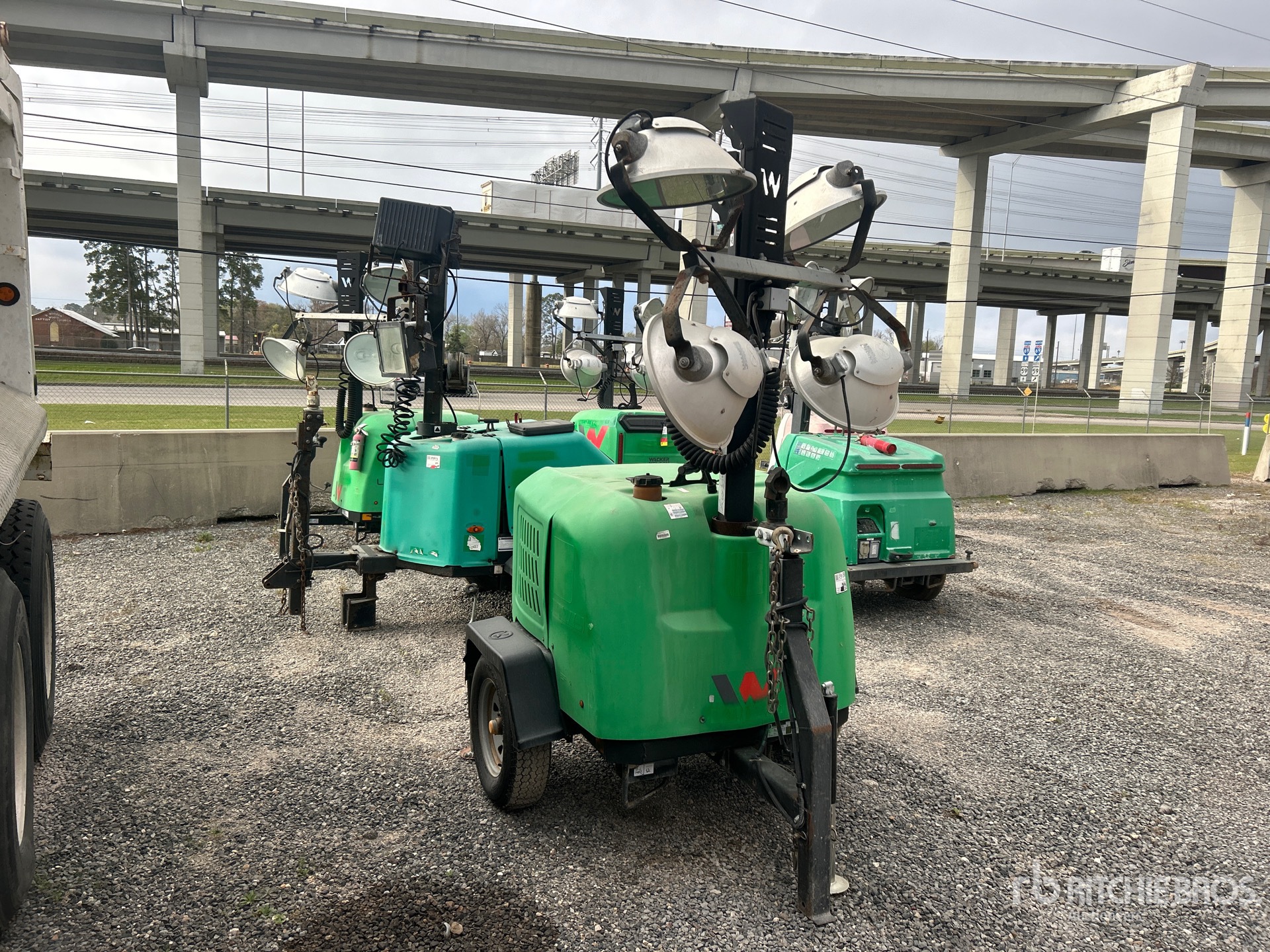 General Appearance with Imagen: esquina delantera derecha