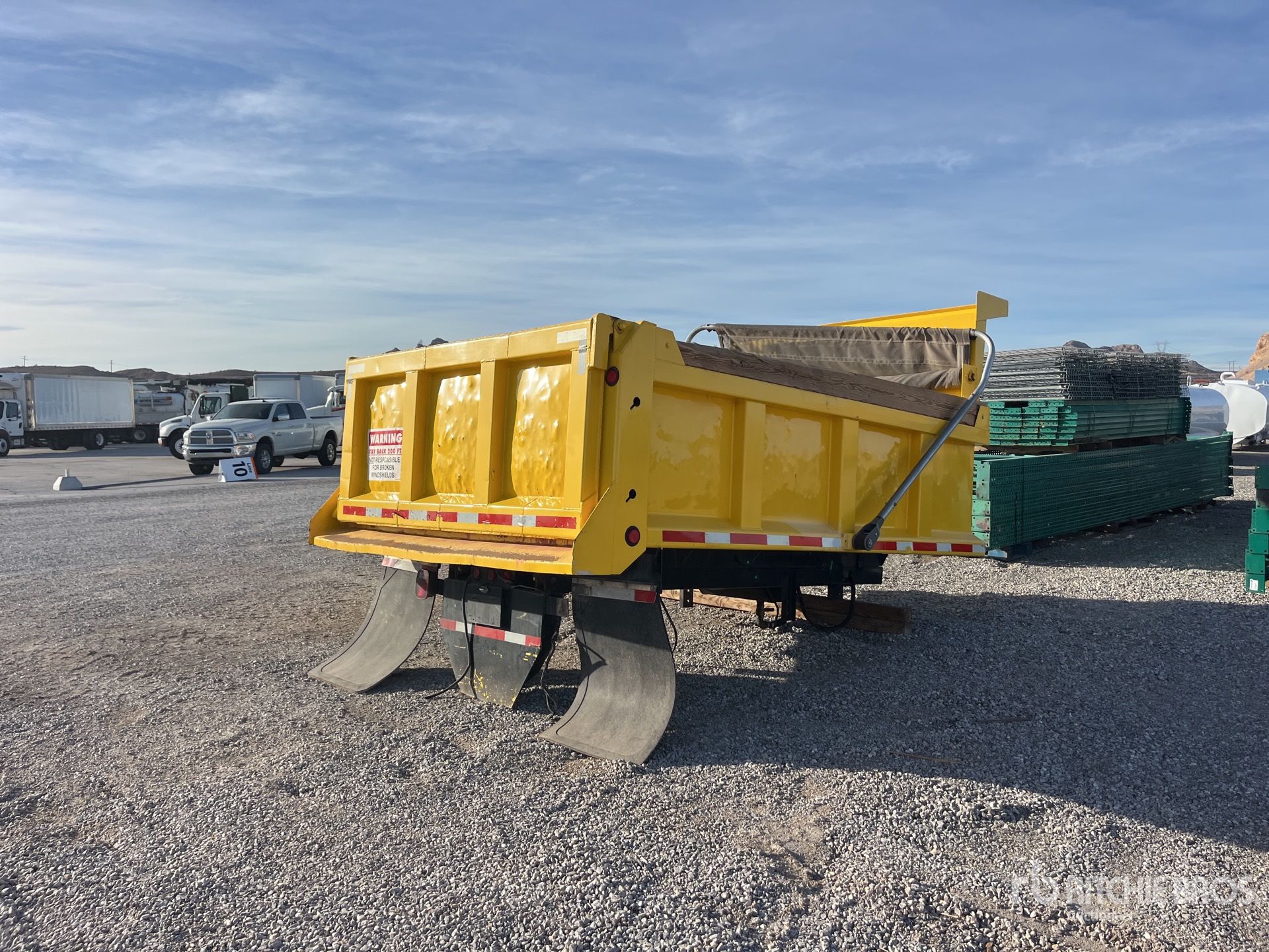 General Appearance with Bild, Ecke hinten rechts