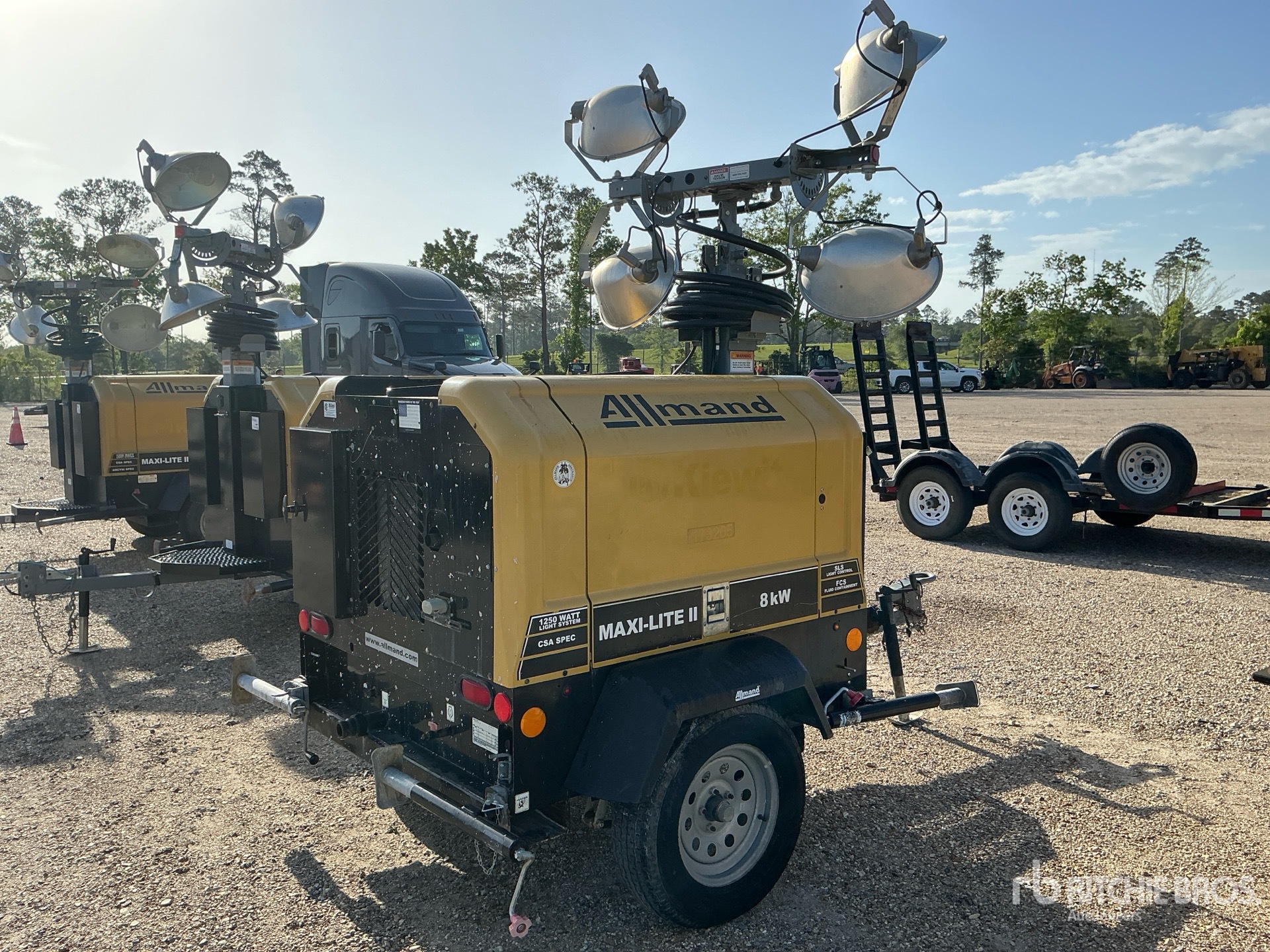 General Appearance with Imagen: esquina trasera derecha