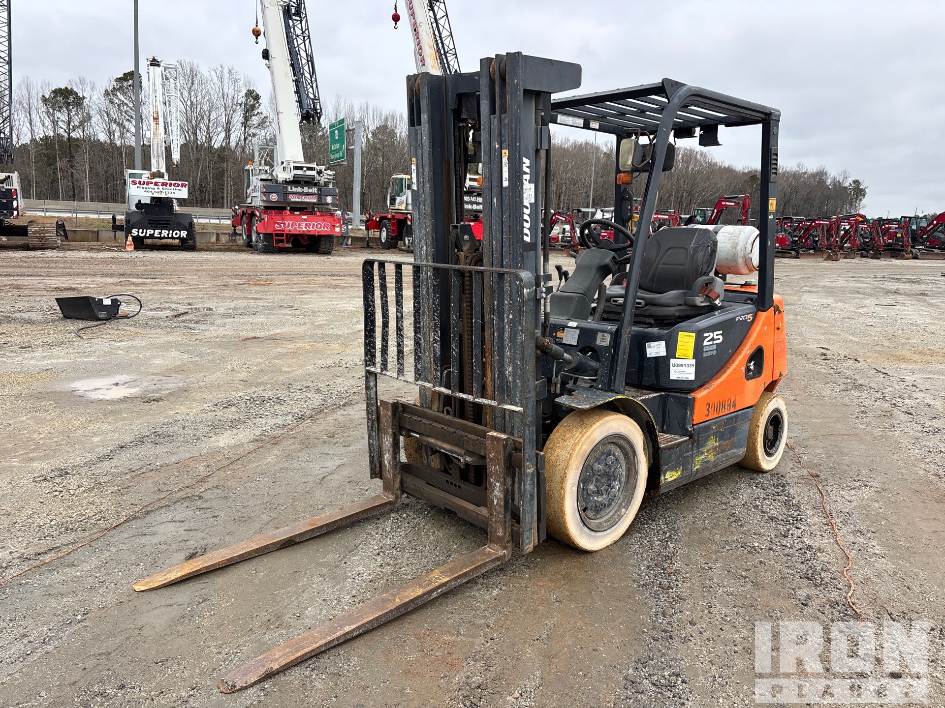 General Appearance with Image, coin avant gauche