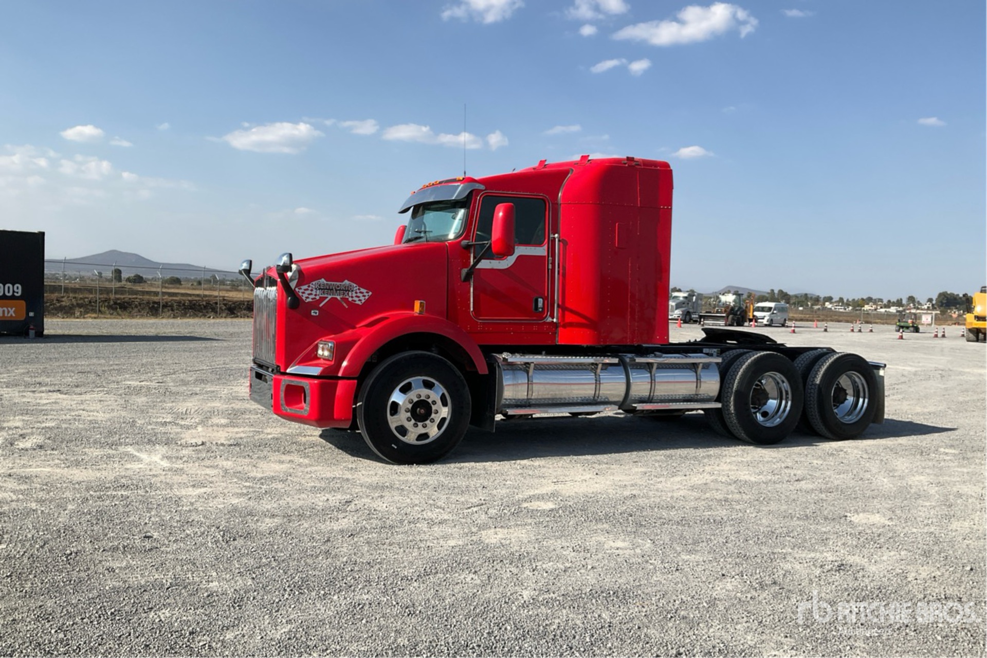 General Appearance with Imagen: esquina delantera izquierda