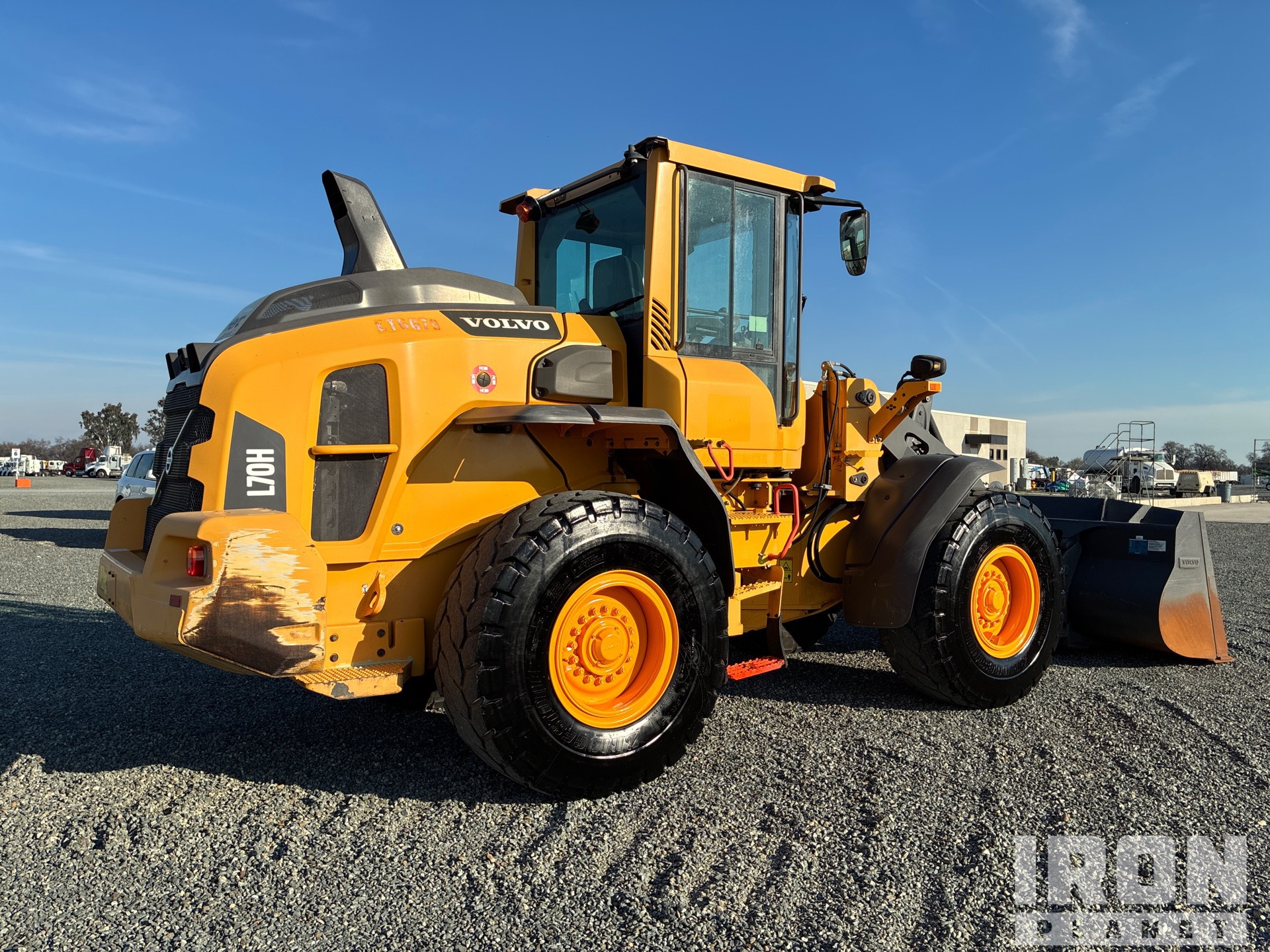 General Appearance with Bild, Ecke hinten rechts