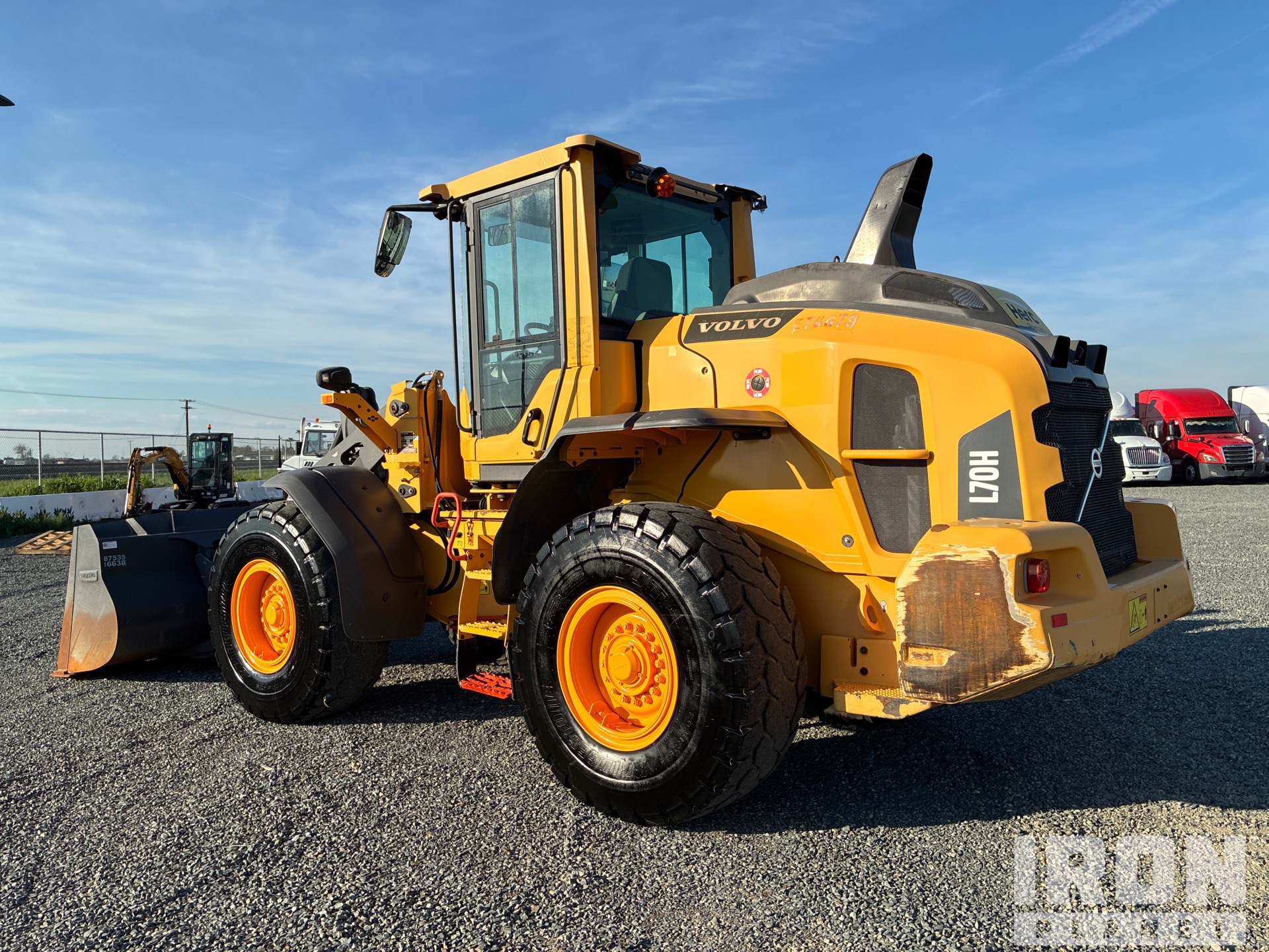 General Appearance with Bild, Ecke hinten links